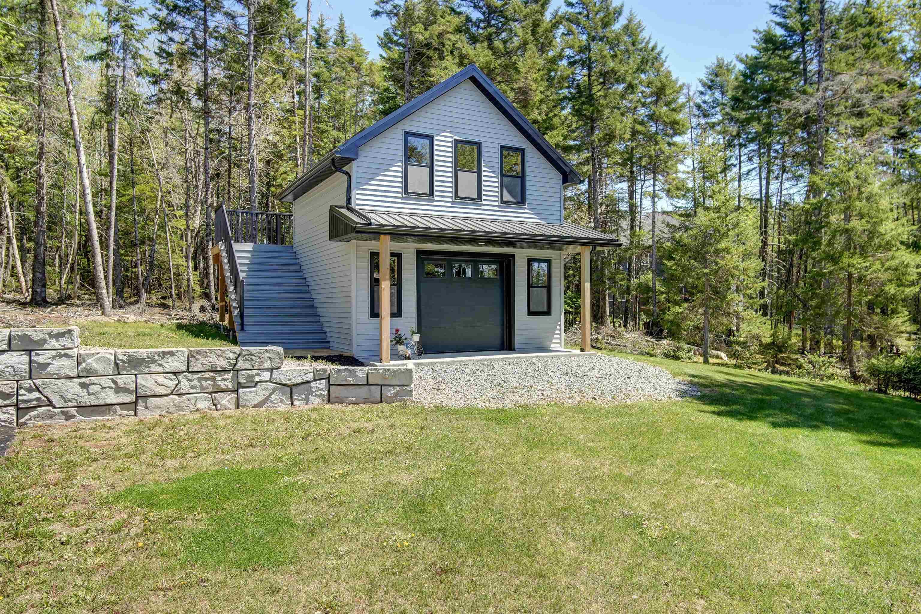 $1,380,000.00: 723 McCabe Lake Drive, Middle Sackville
