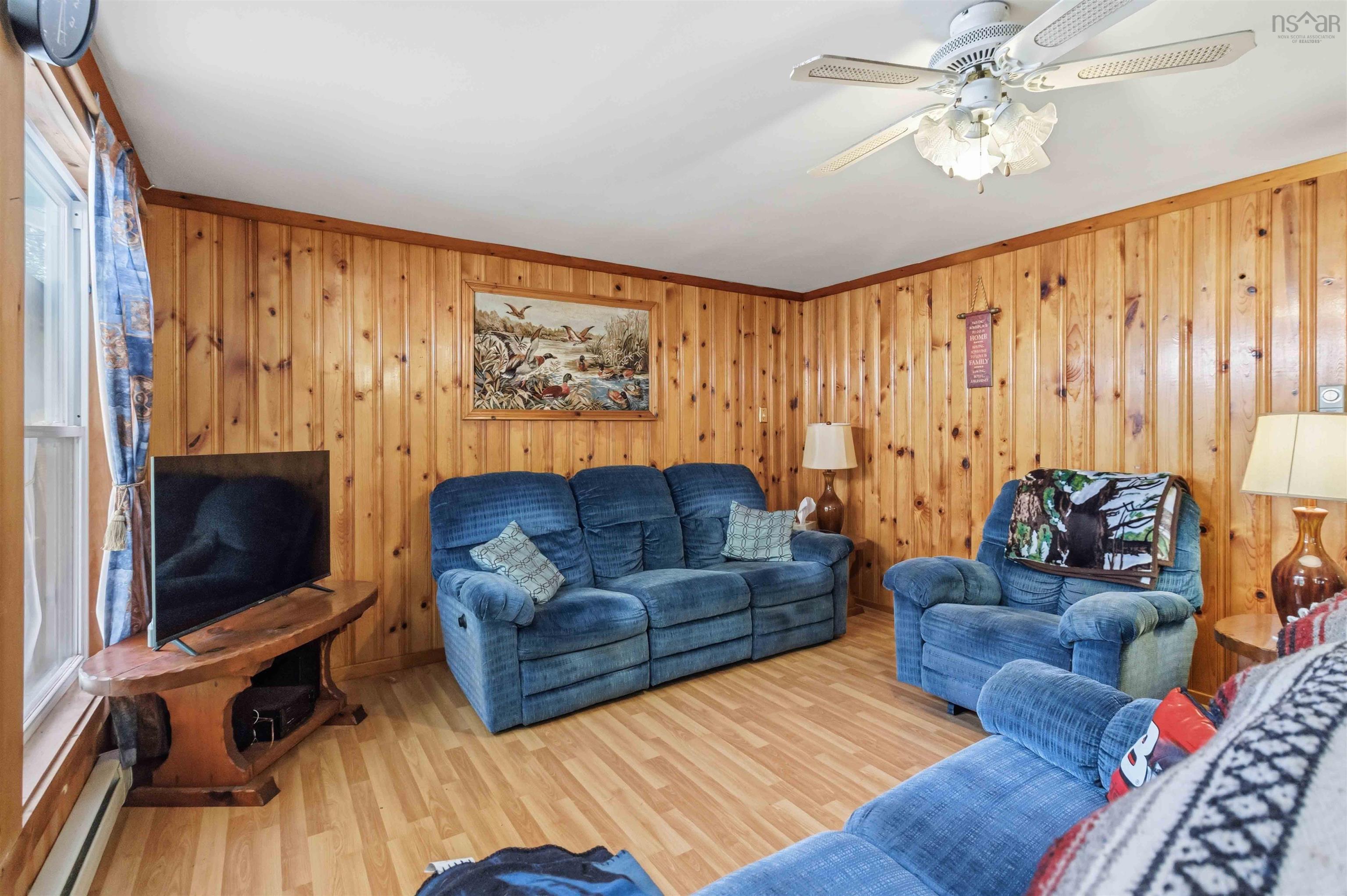 $299,900.00: 288 MEAUGHER Road, Harmony