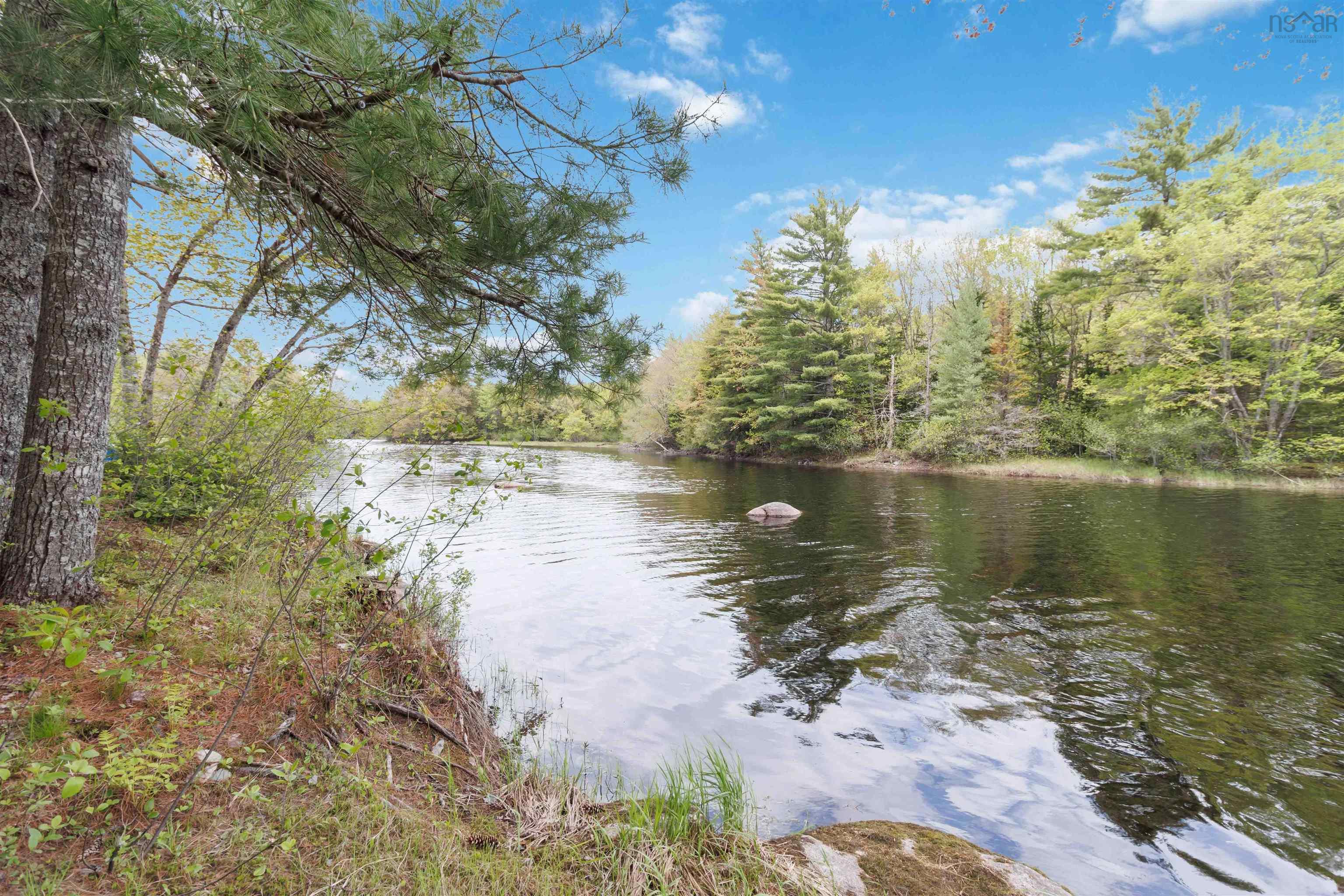 $299,900.00: 288 MEAUGHER Road, Harmony