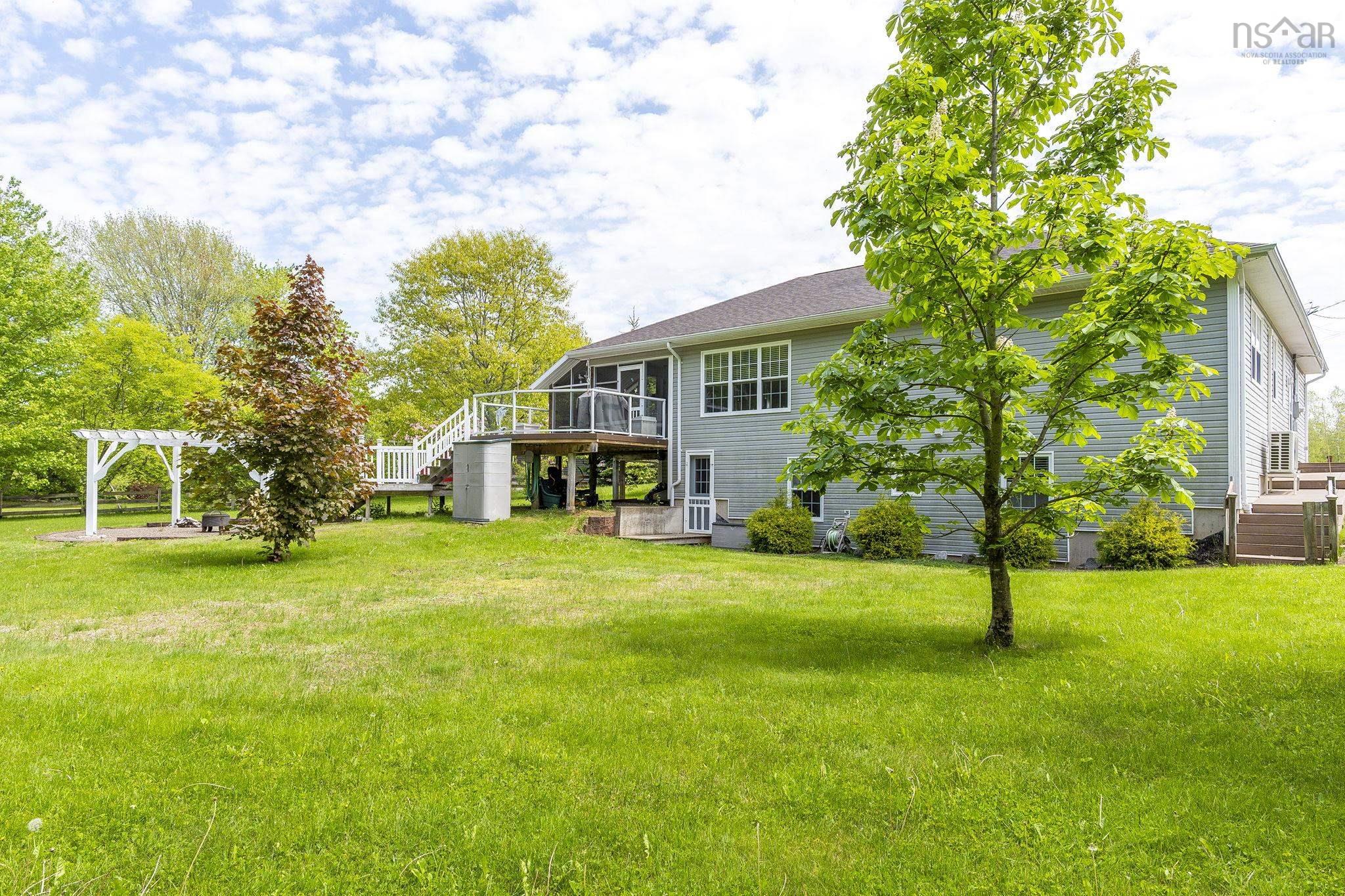 $564,900.00: 21 Anna Court, Wilmot