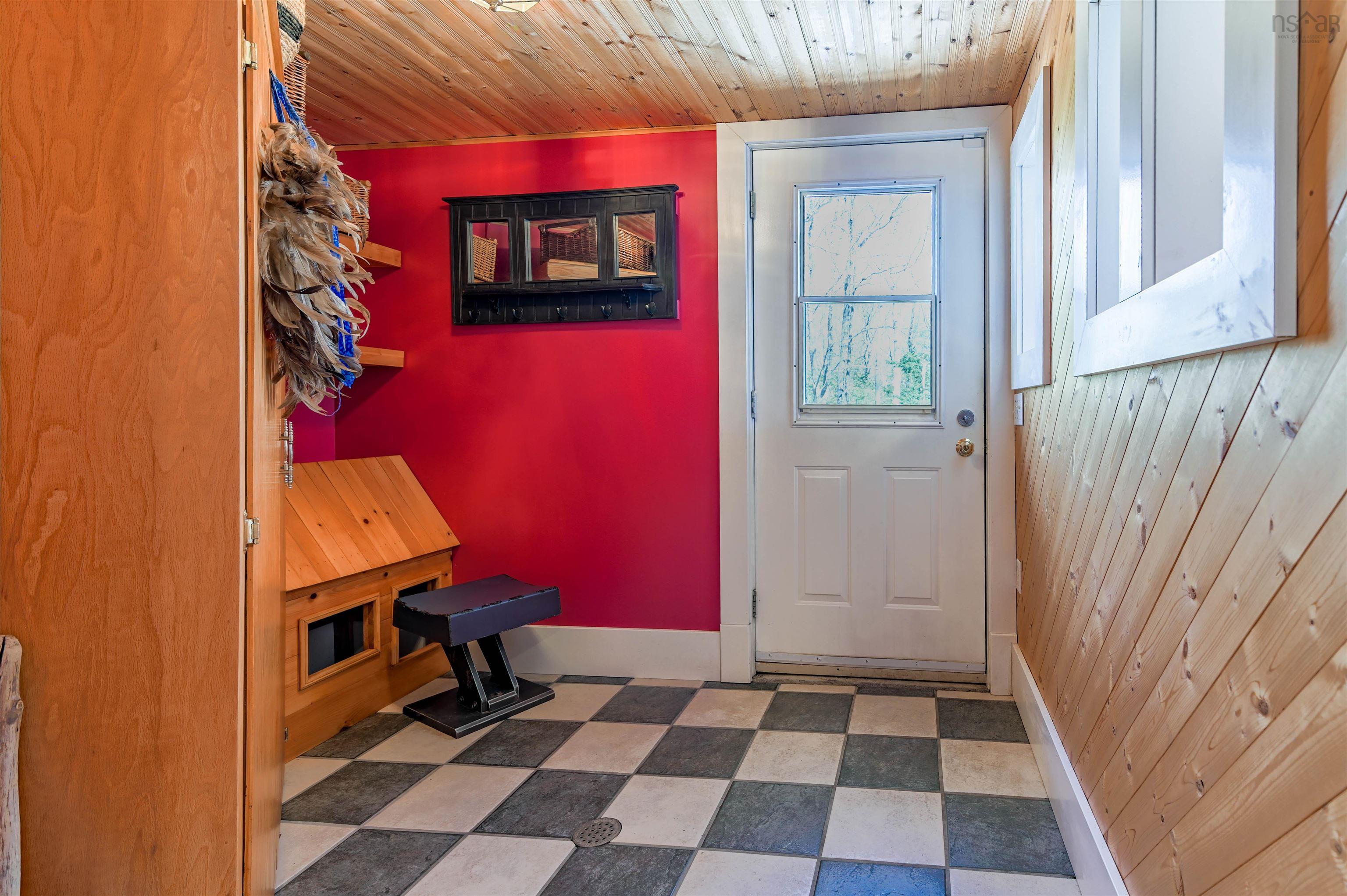 $540,000.00: 285 Hwy 12, Blue Mountain