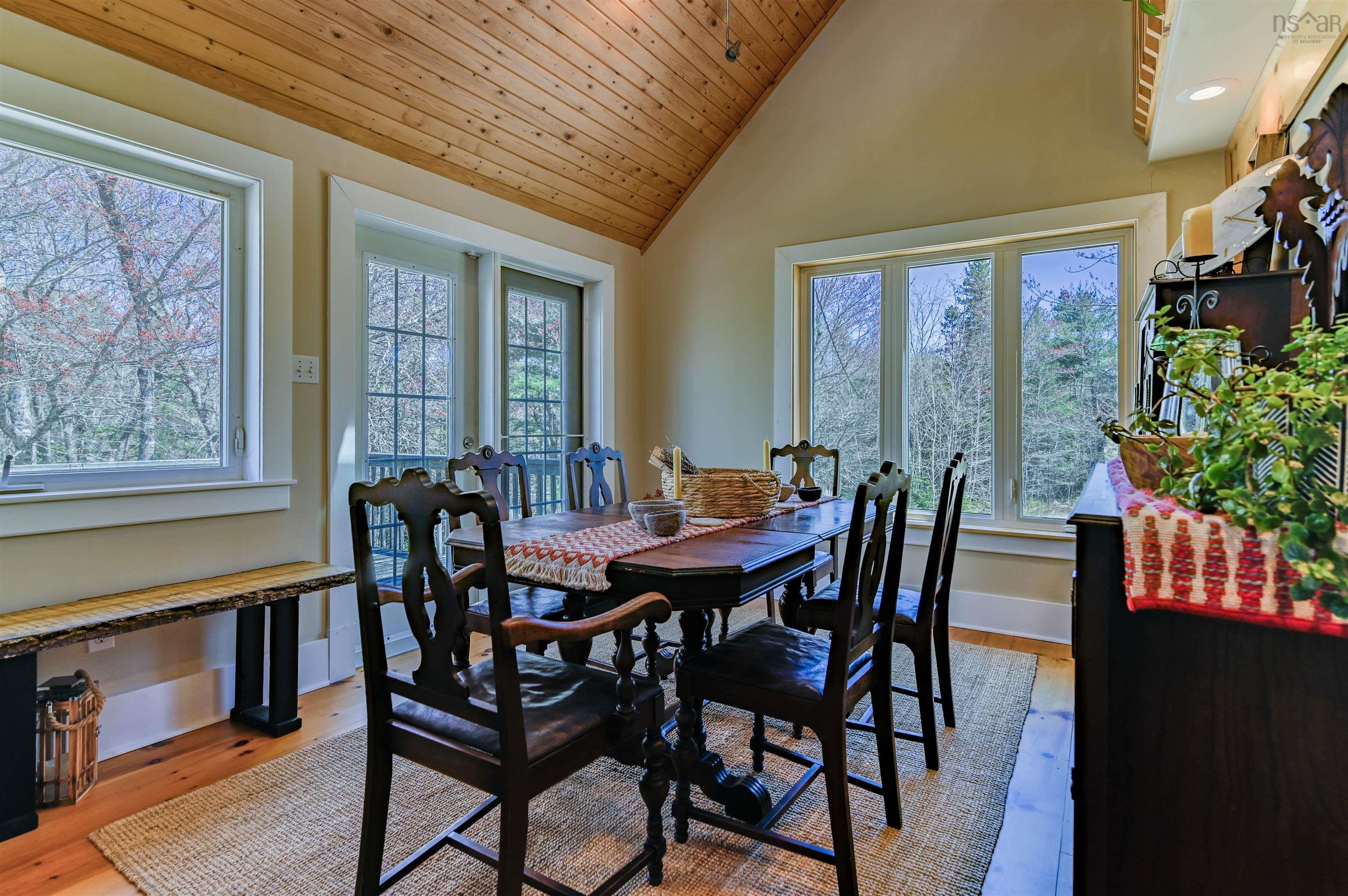 $540,000.00: 285 Hwy 12, Blue Mountain