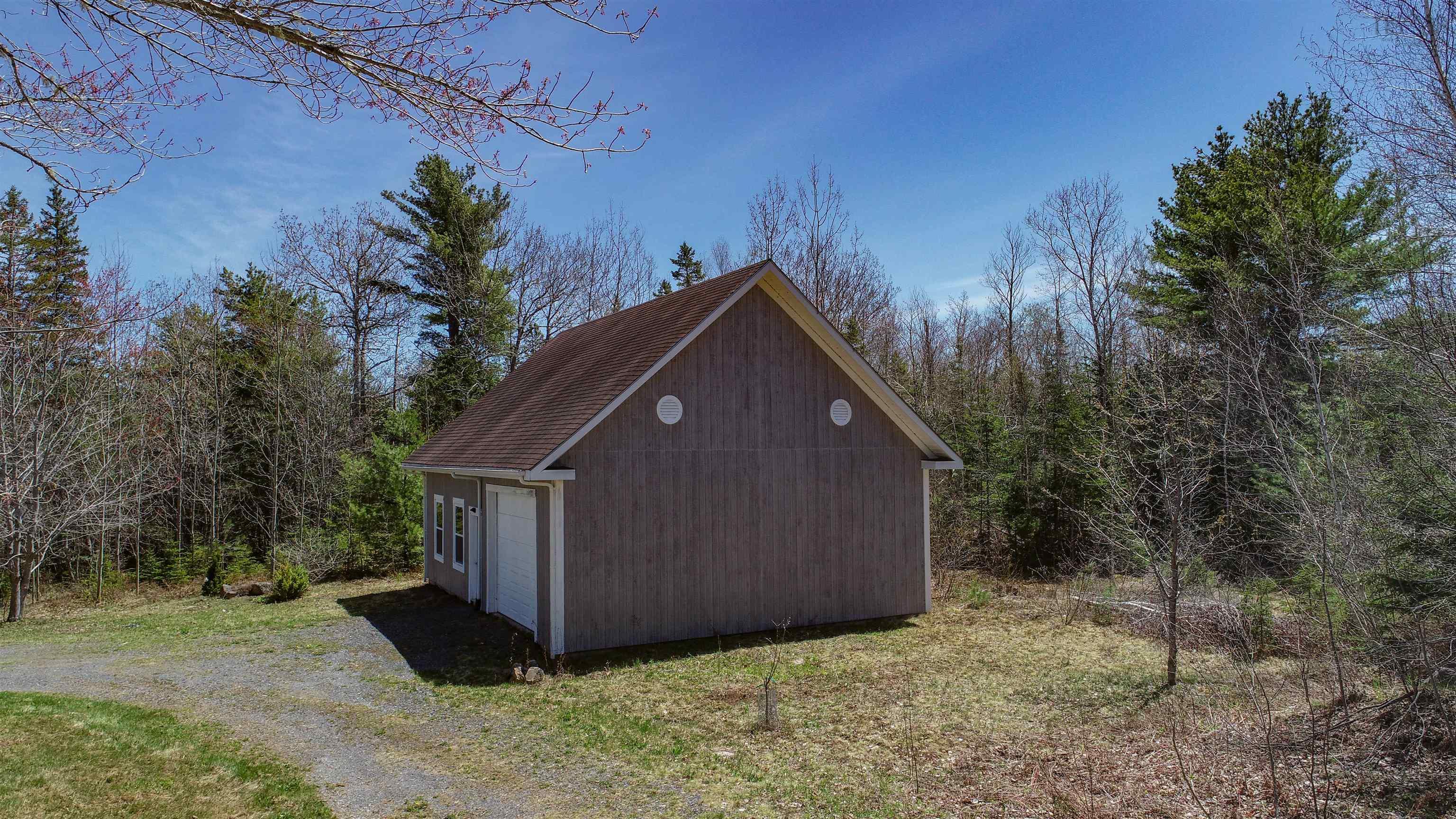 $540,000.00: 285 Hwy 12, Blue Mountain