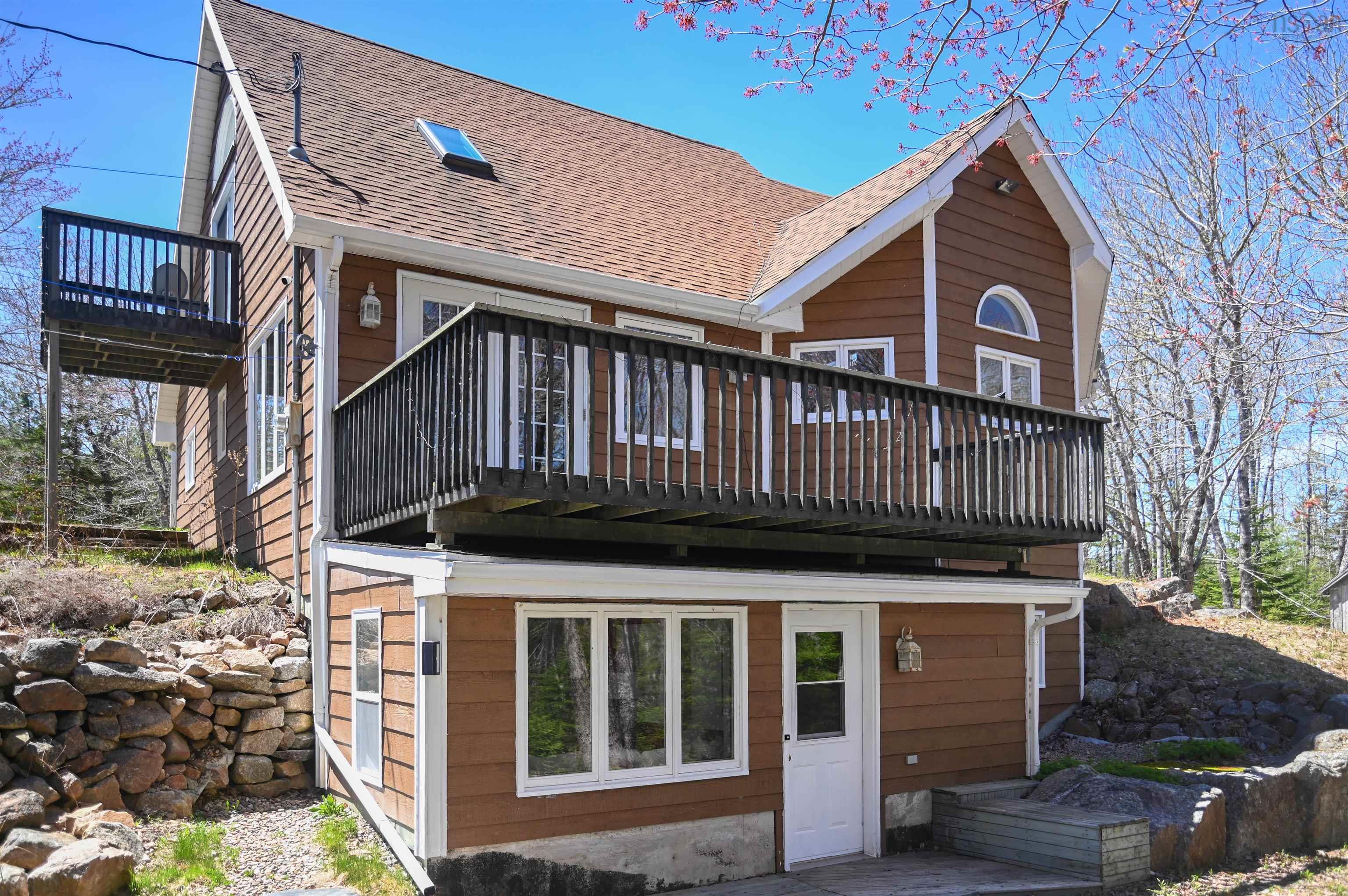 $540,000.00: 285 Hwy 12, Blue Mountain