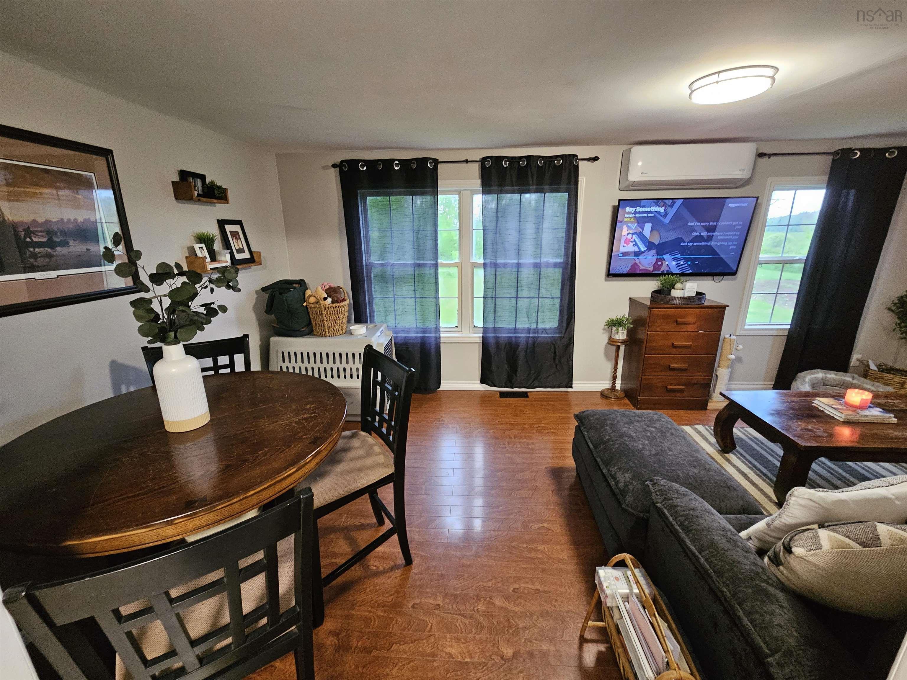 $199,500.00: 128 Robinson Road, Amherst Head