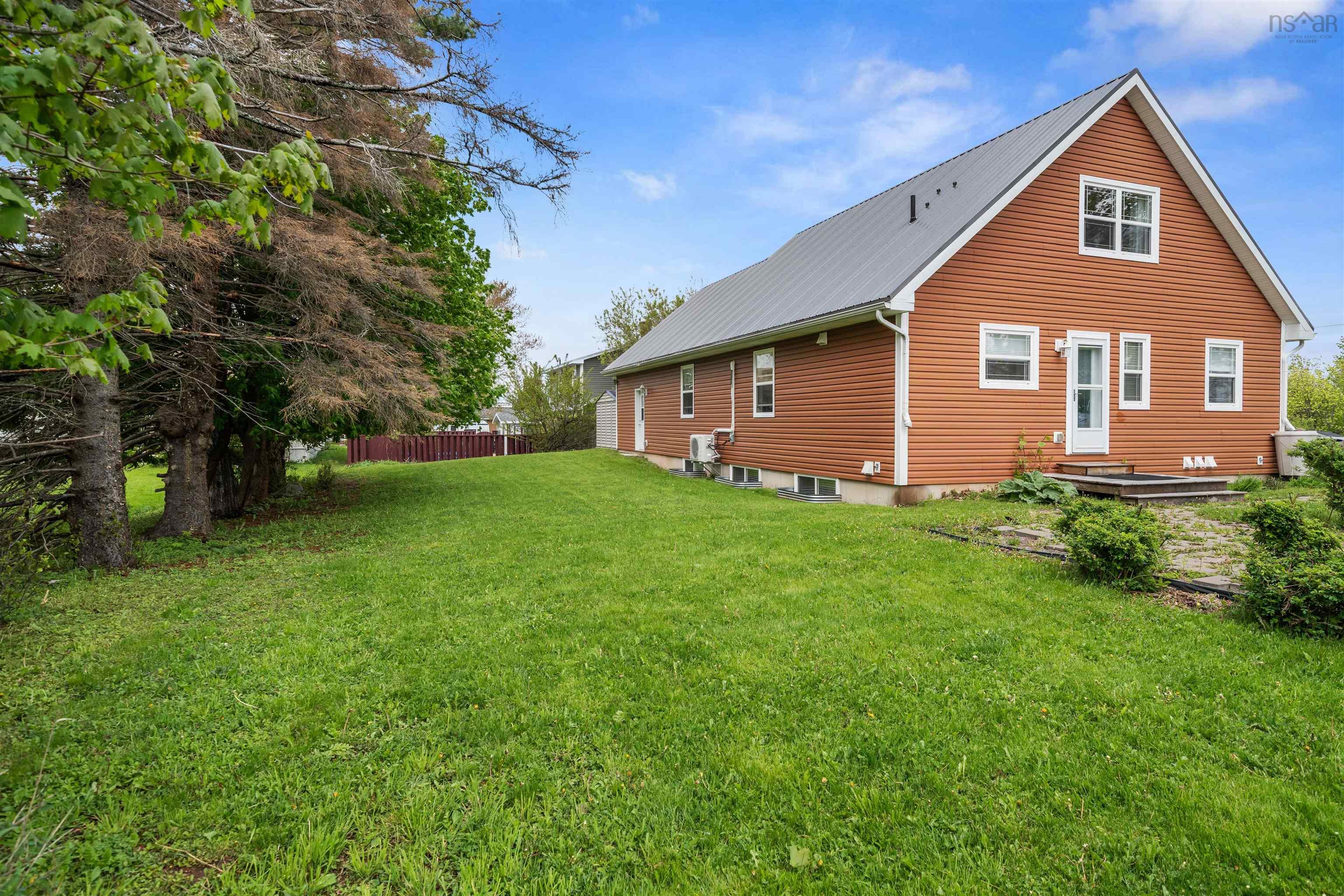 $510,000.00: 336 Beech Street, New Glasgow