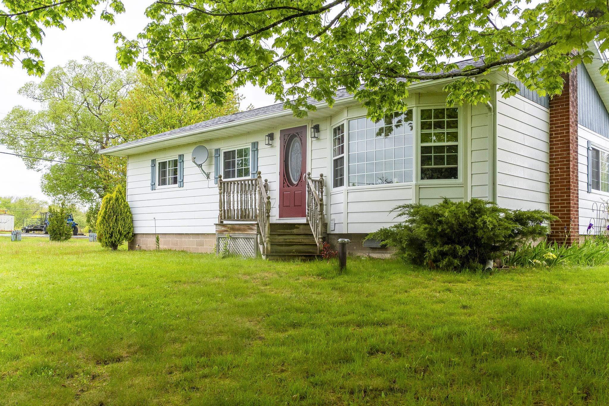 $775,000.00: 1878 Torbrook Road, Meadowvale