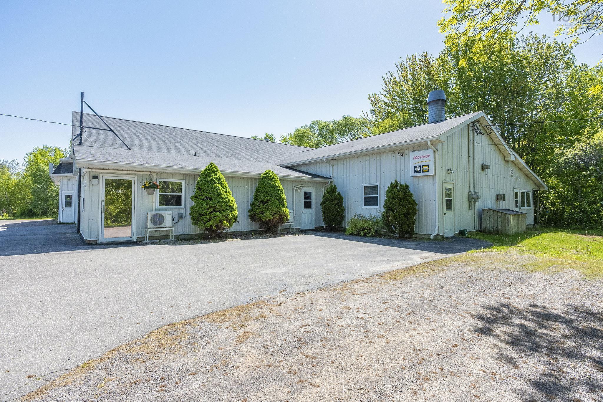 $775,000.00: 1878 Torbrook Road, Meadowvale