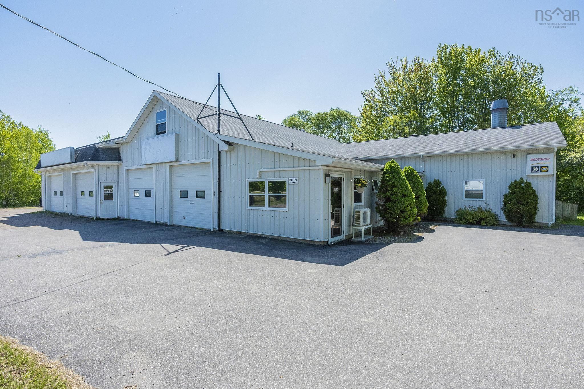 $775,000.00: 1878 Torbrook Road, Meadowvale
