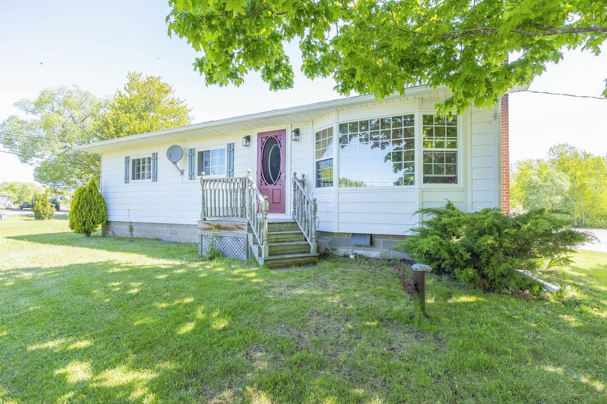 $775,000.00: 1878 Torbrook Road, Meadowvale