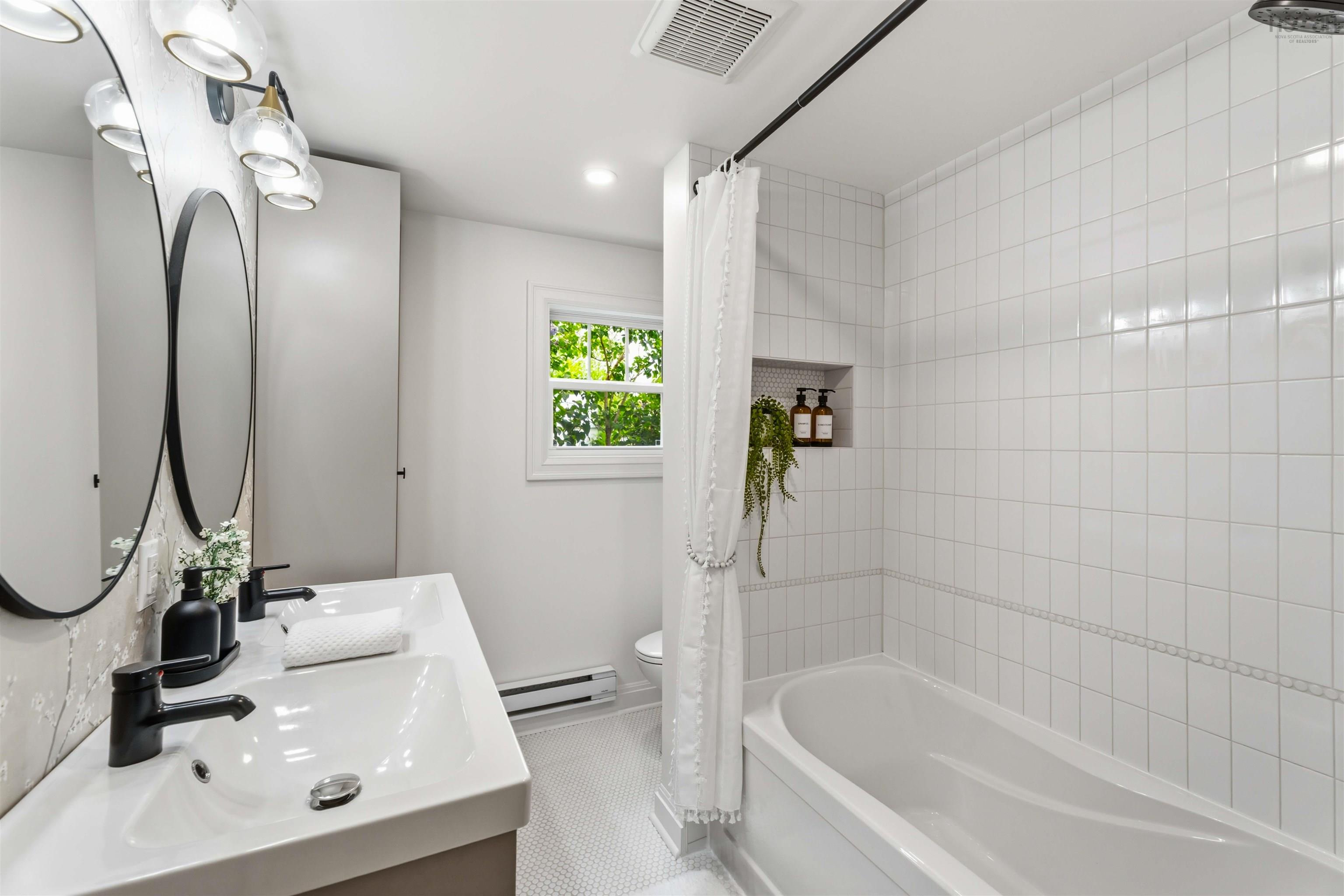 $369,000.00: 378 Orchard, Berwick