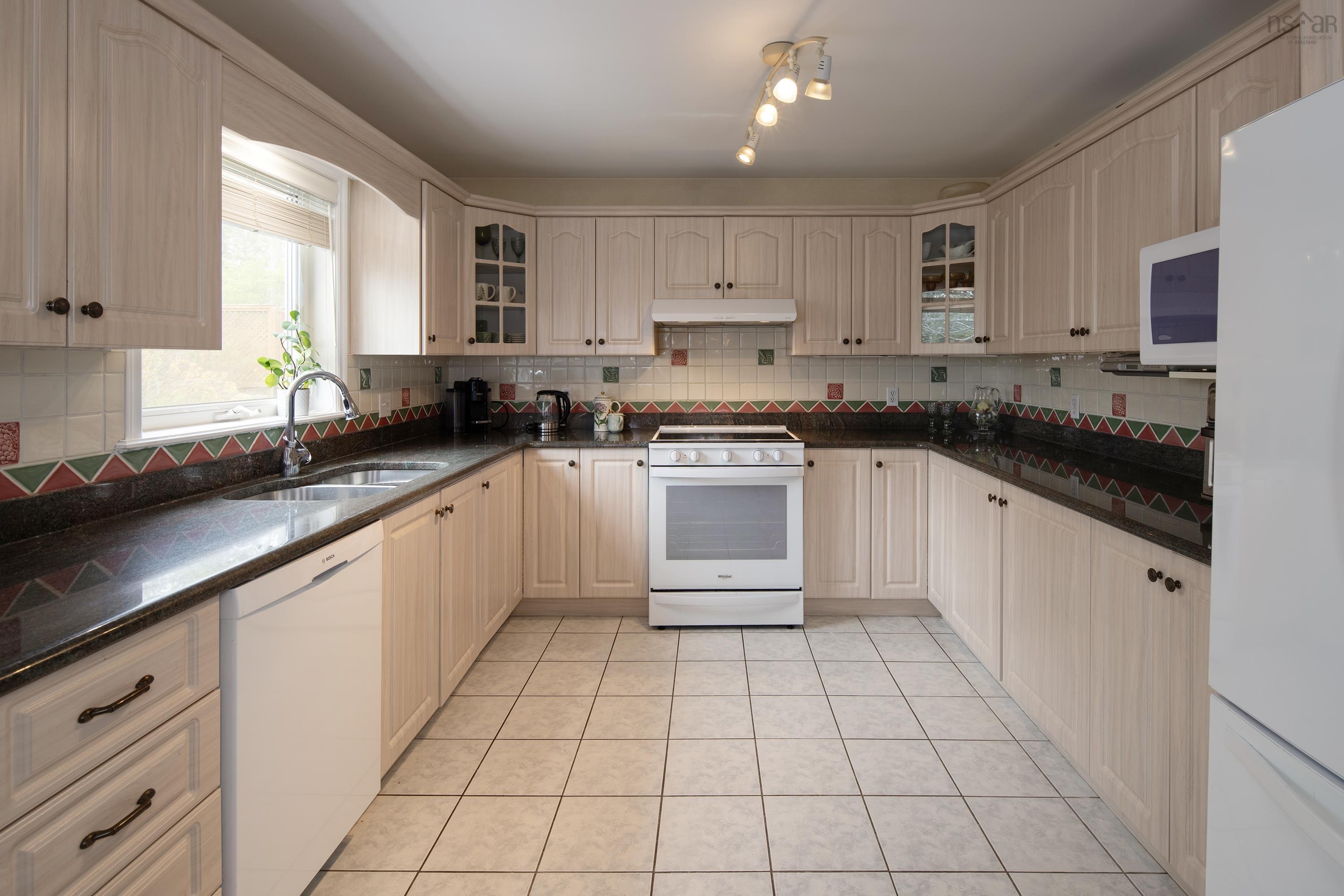 10 Blanchard Crescent, Bedford, NS (MLS 202612565)