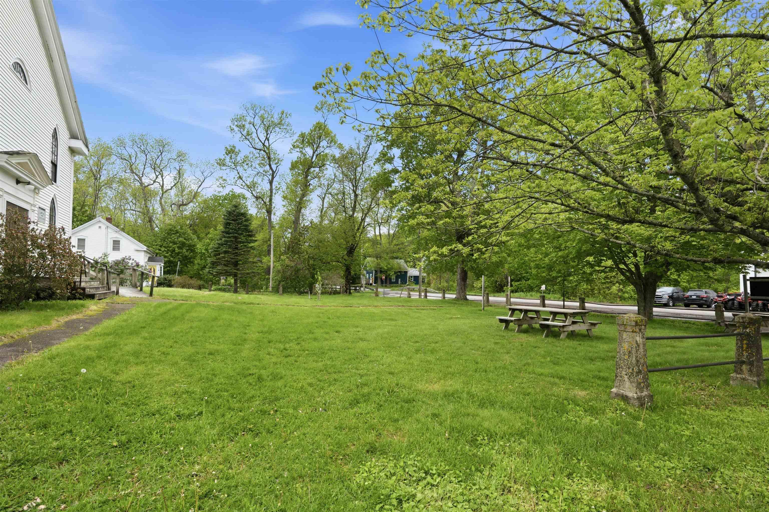 $299,900.00: 7800 Highway 14, Brooklyn