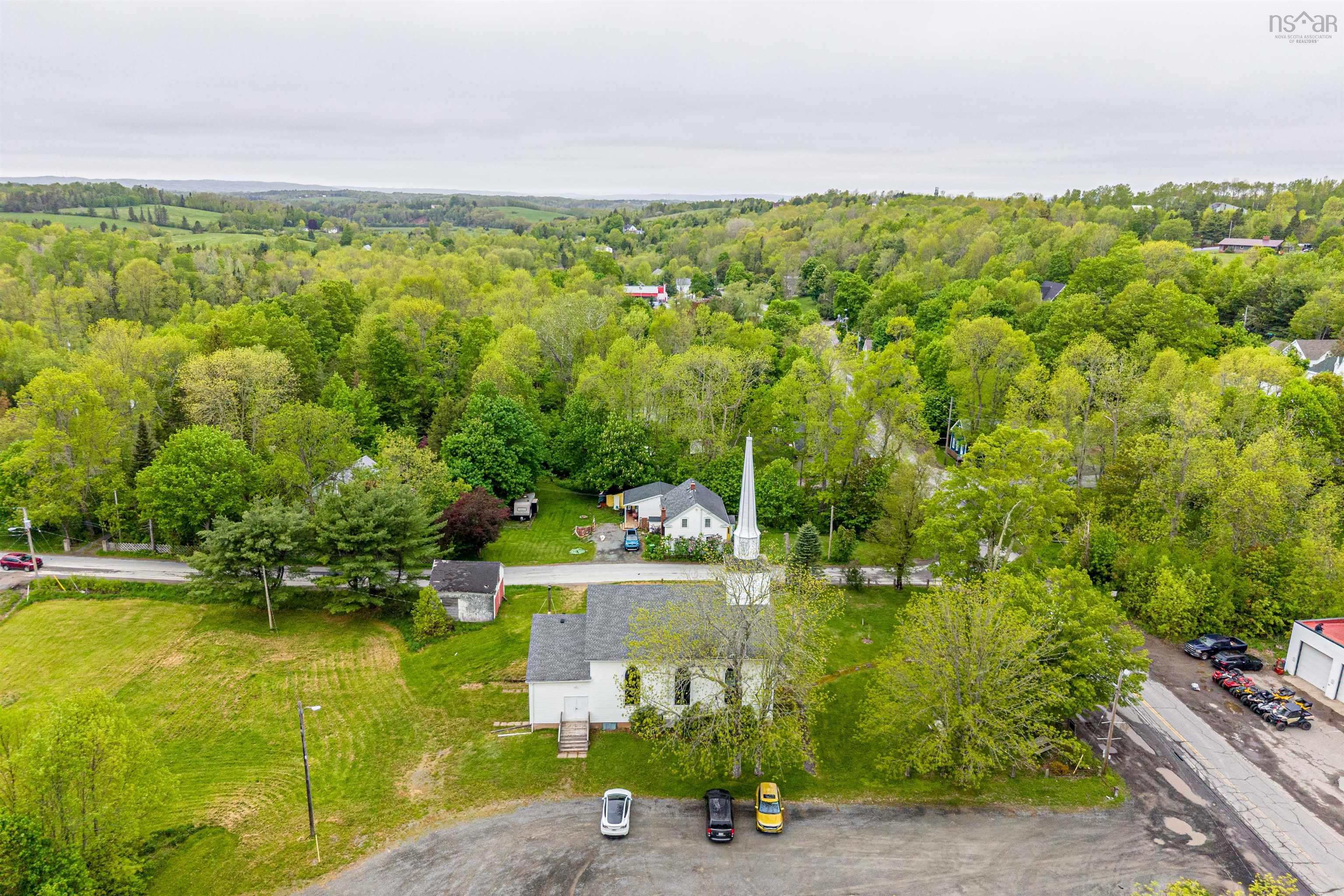 $299,900.00: 7800 Highway 14, Brooklyn