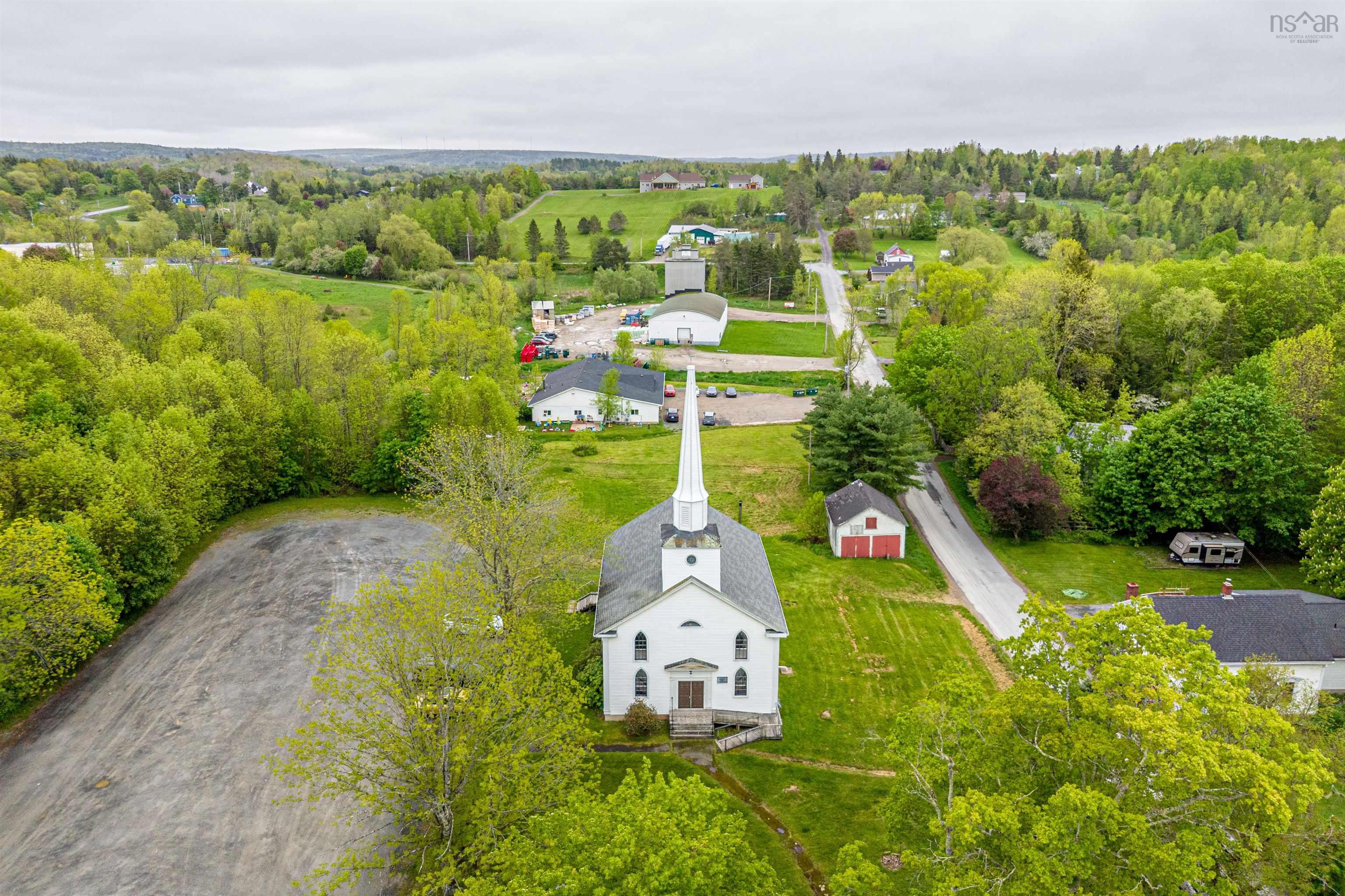 $299,900.00: 7800 Highway 14, Brooklyn