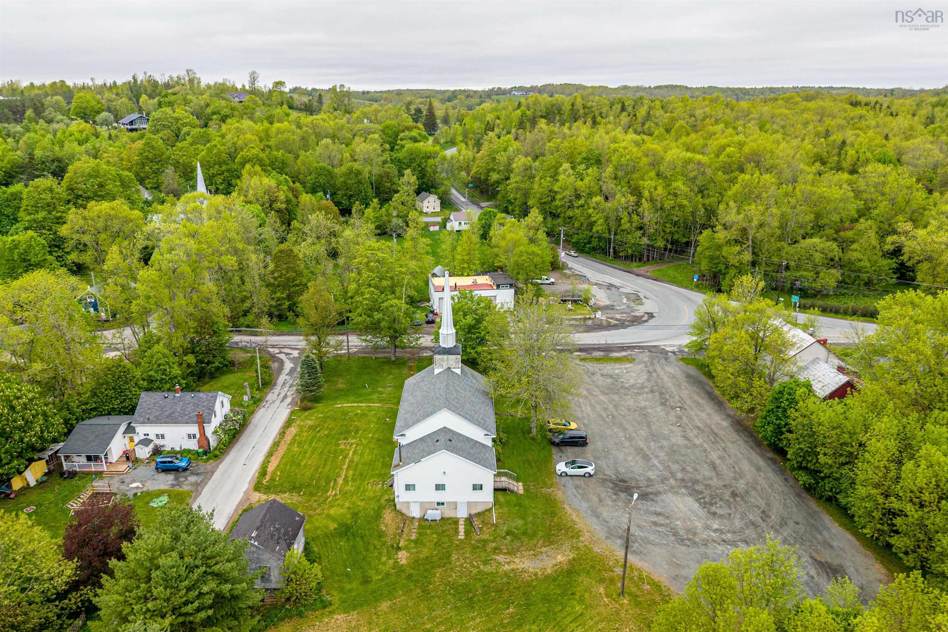 $299,900.00: 7800 Highway 14, Brooklyn