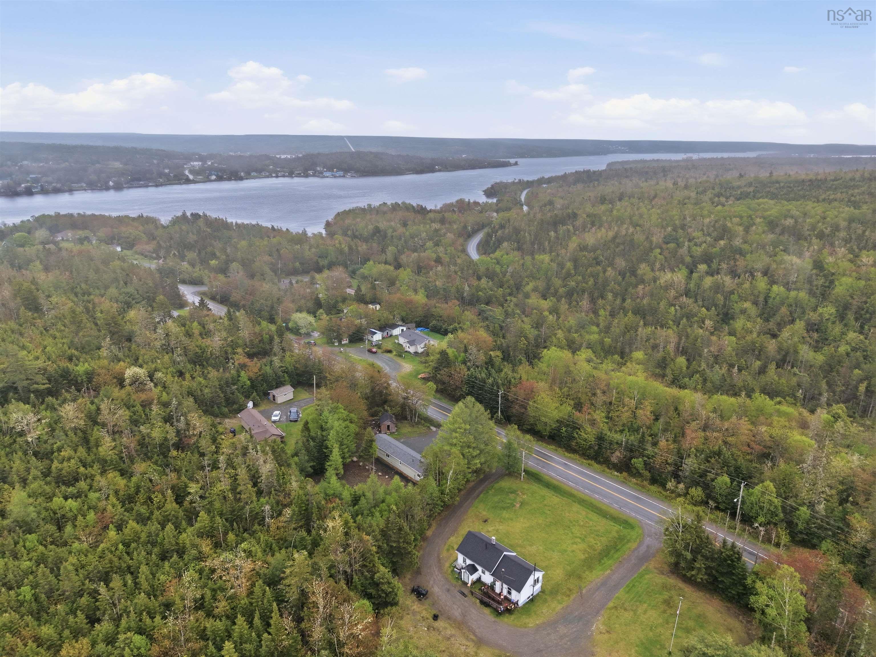 $269,900.00: 21949 Highway 7, Sheet Harbour
