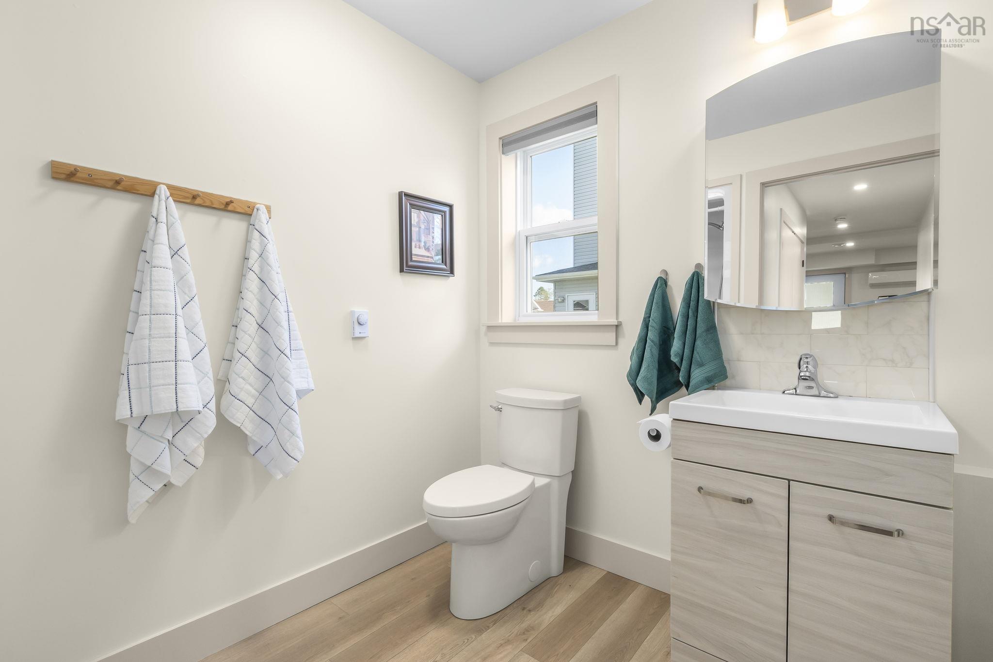 180 Lewis Drive, Bedford, NS (MLS 202612579)