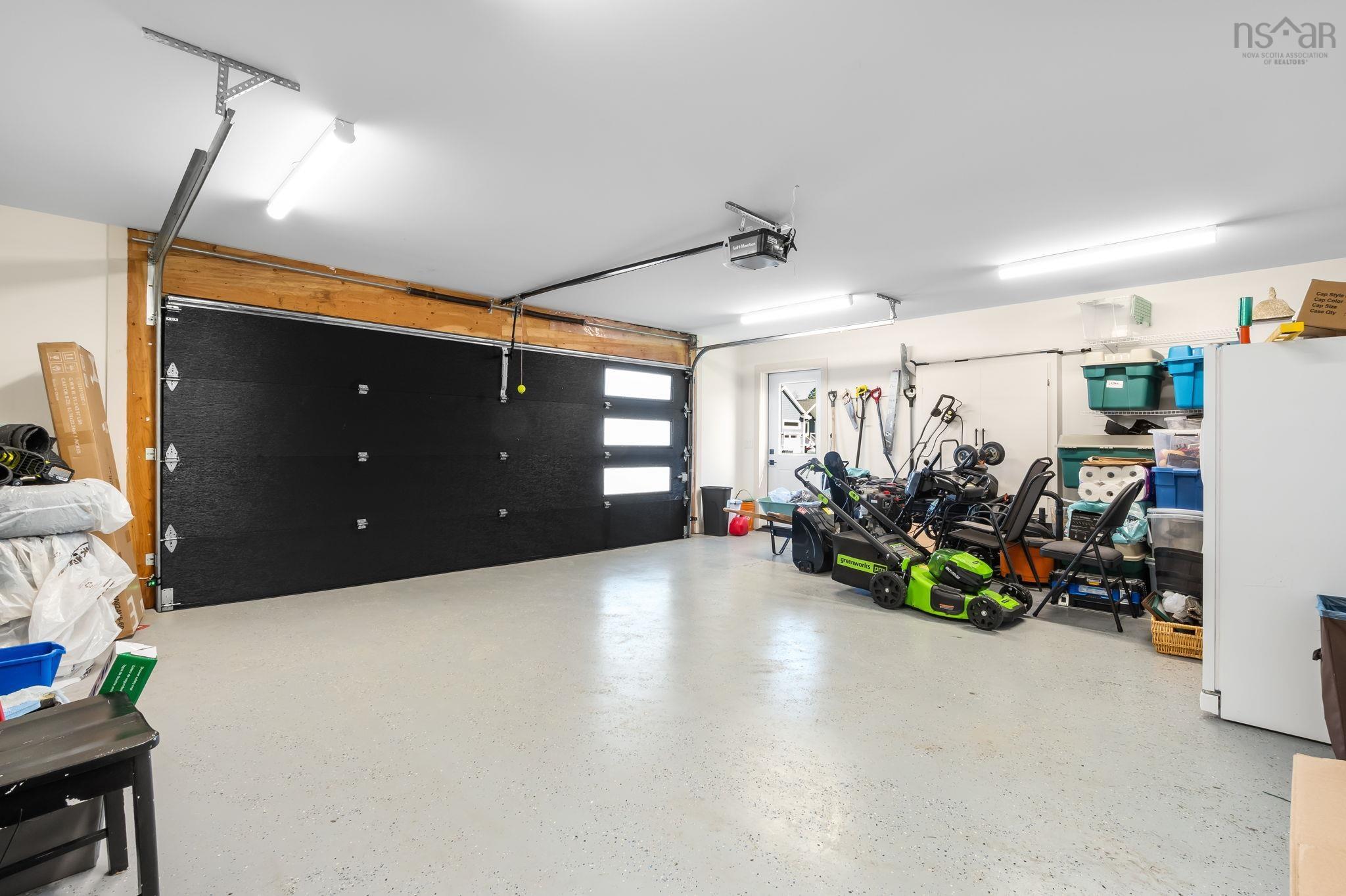 180 Lewis Drive, Bedford, NS (MLS 202612579)