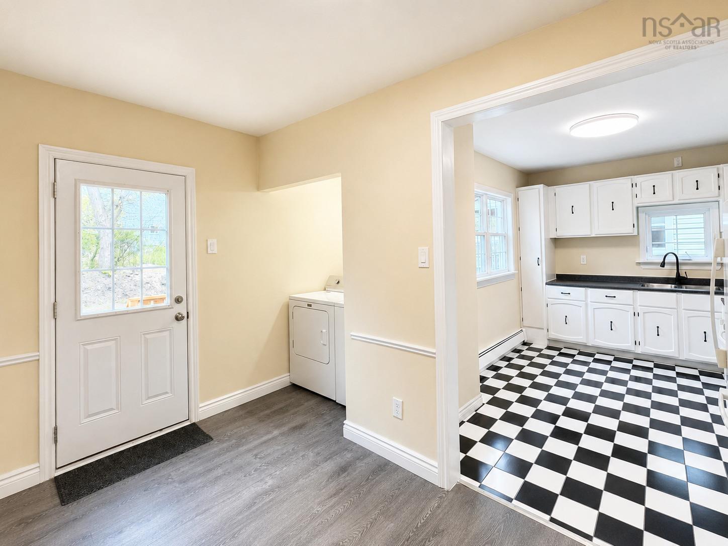 $259,900.00: 446 Whitney Avenue, Sydney