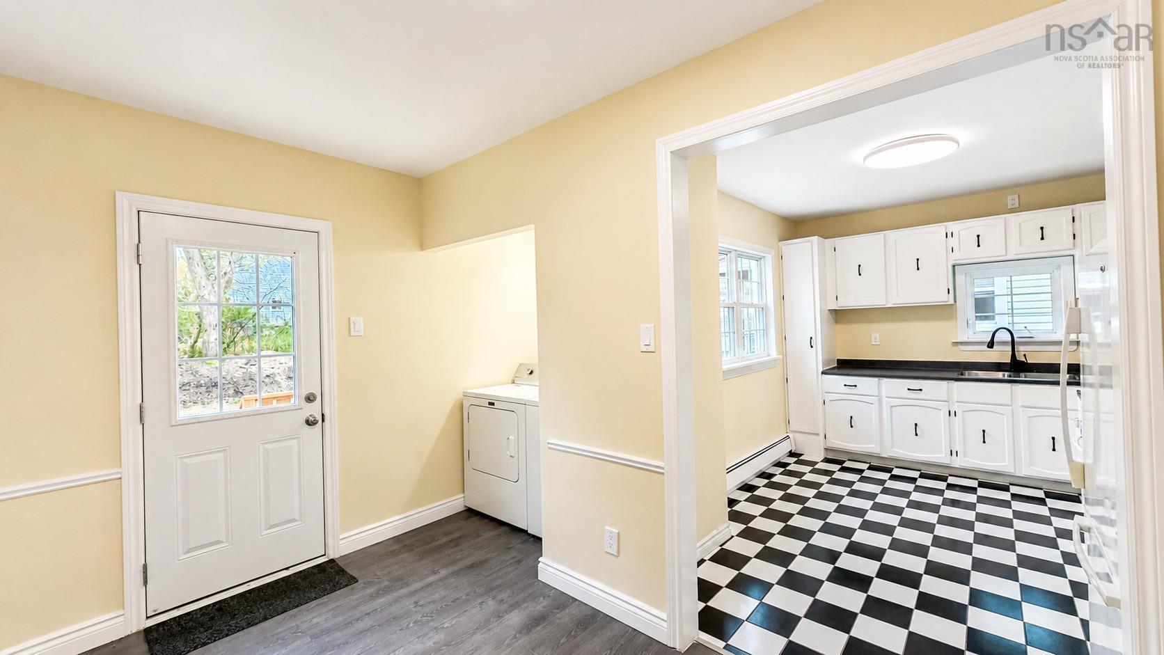 $259,900.00: 446 Whitney Avenue, Sydney