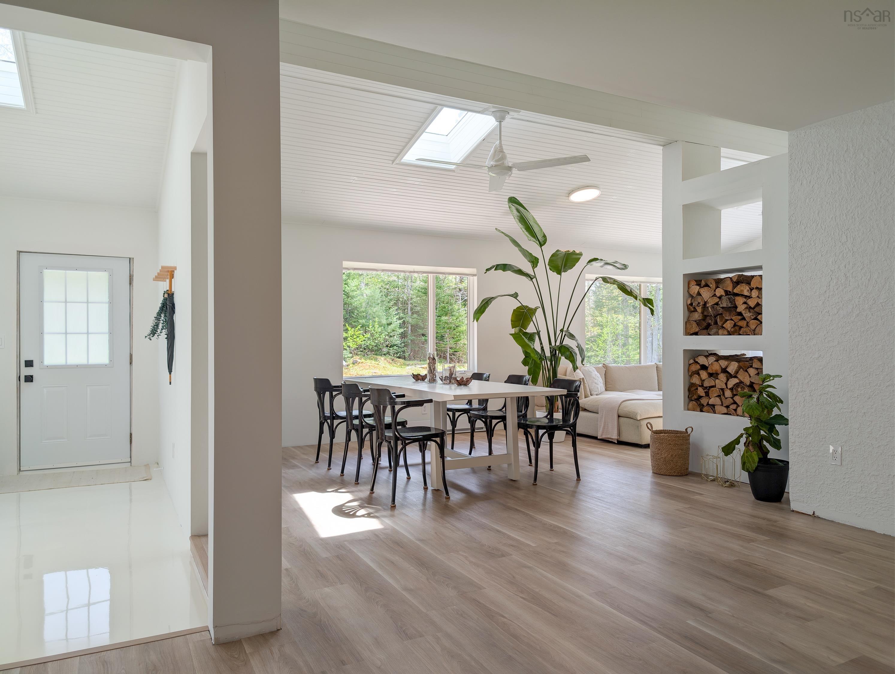 $399,999.00: 2051 Perotte Road, Perotte