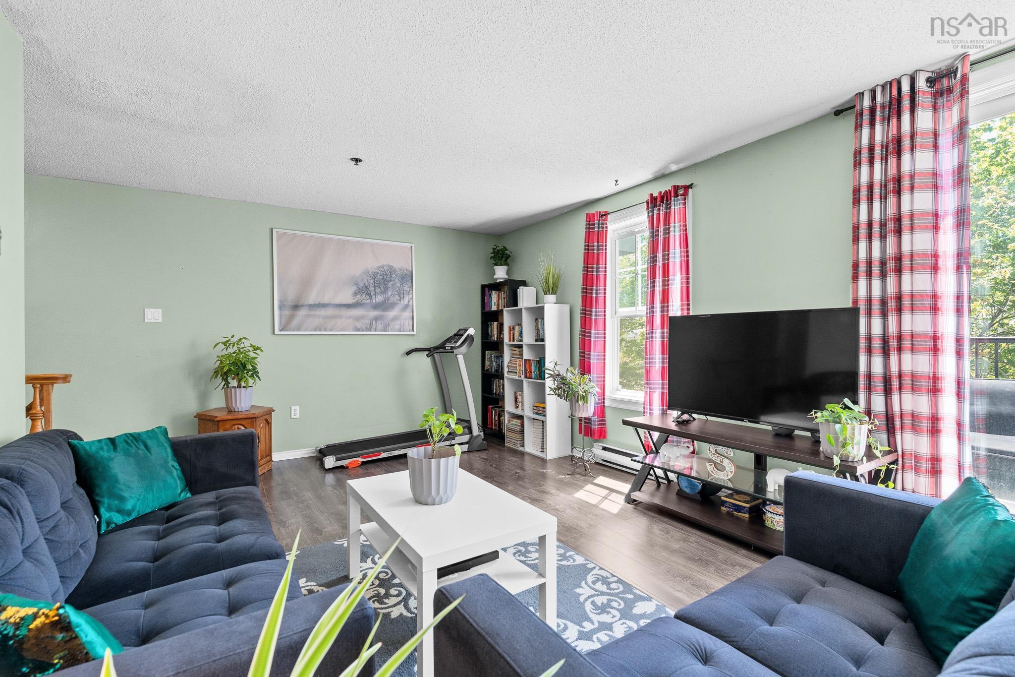 $269,900.00: 131 79 Collins Grove, Dartmouth