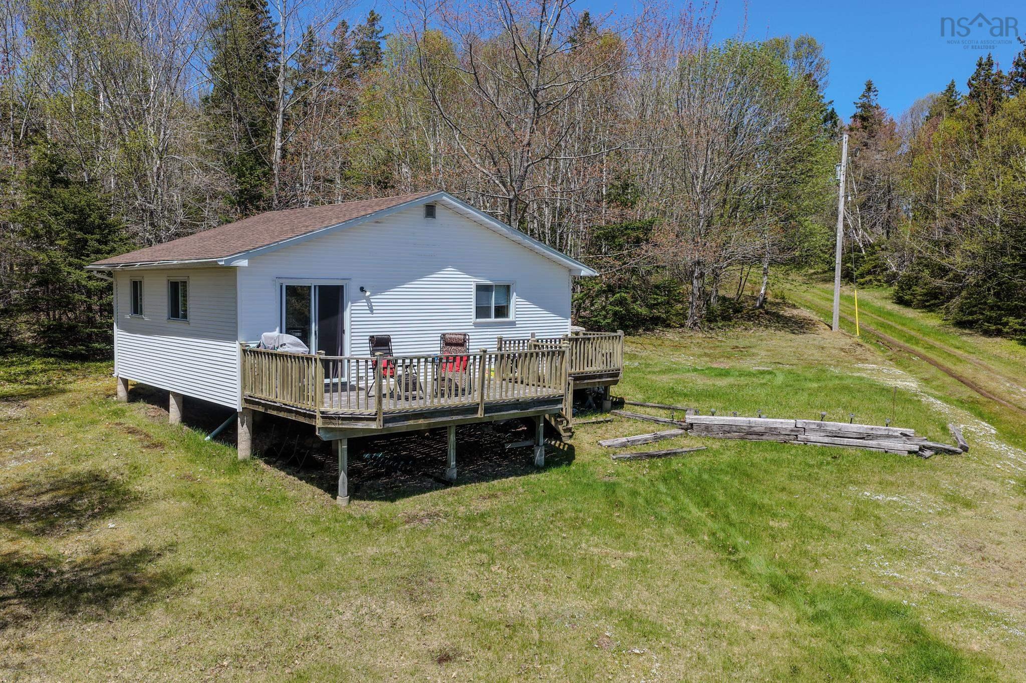 $359,000.00: 81 MacEachern Road, North Side East Bay