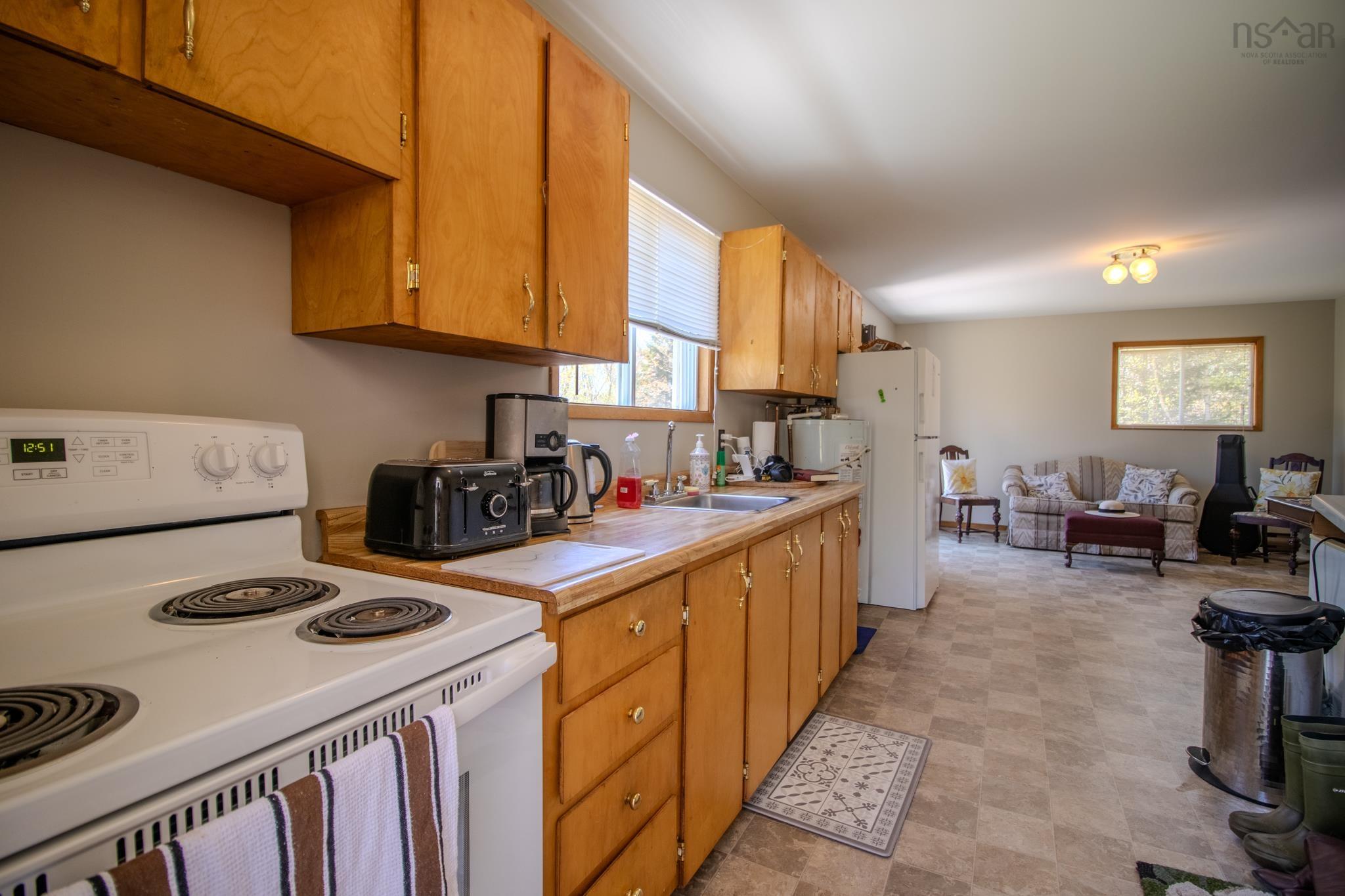 $359,000.00: 81 MacEachern Road, North Side East Bay