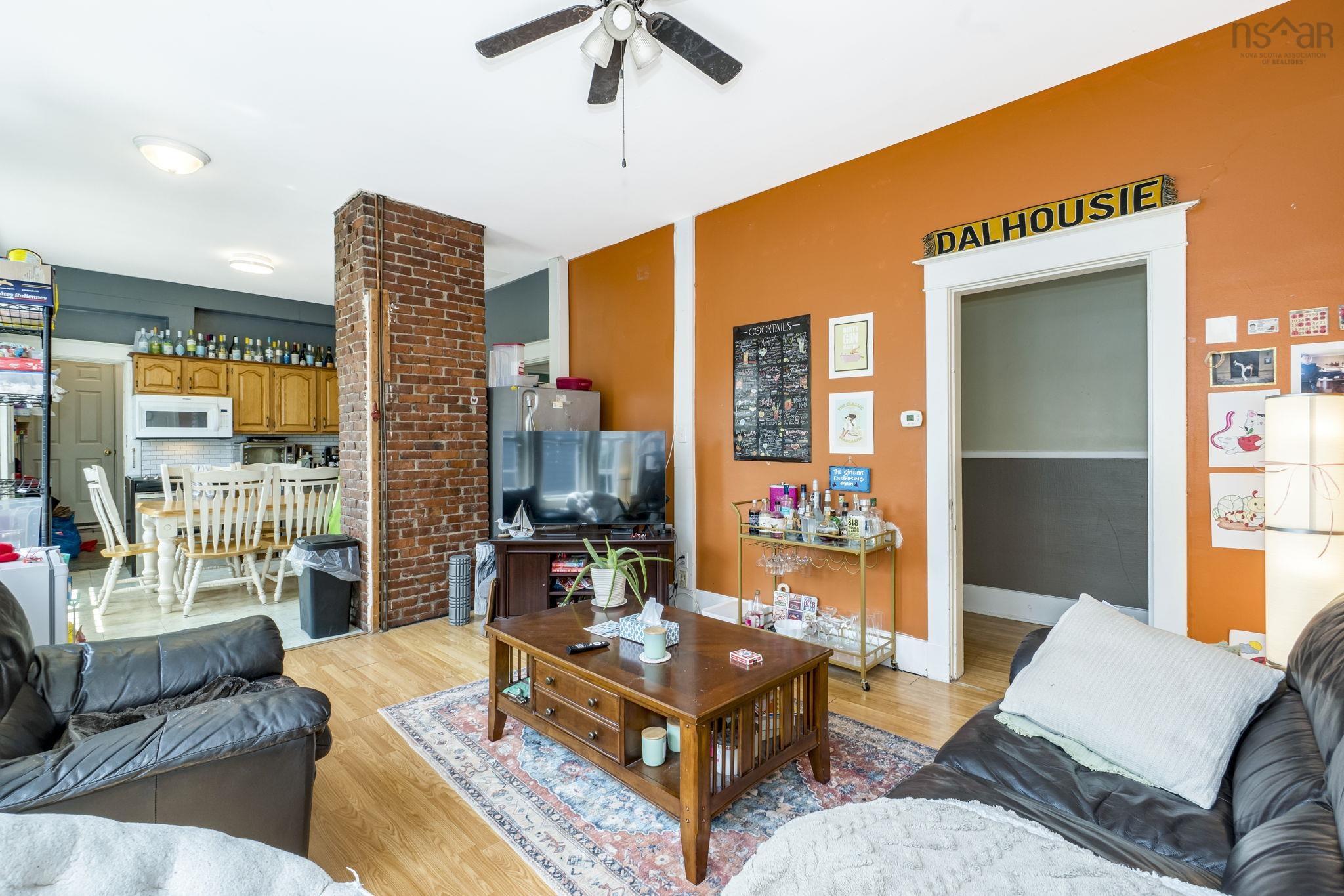 $1,399,900.00: 1672/1676 Chestnut Street, Halifax