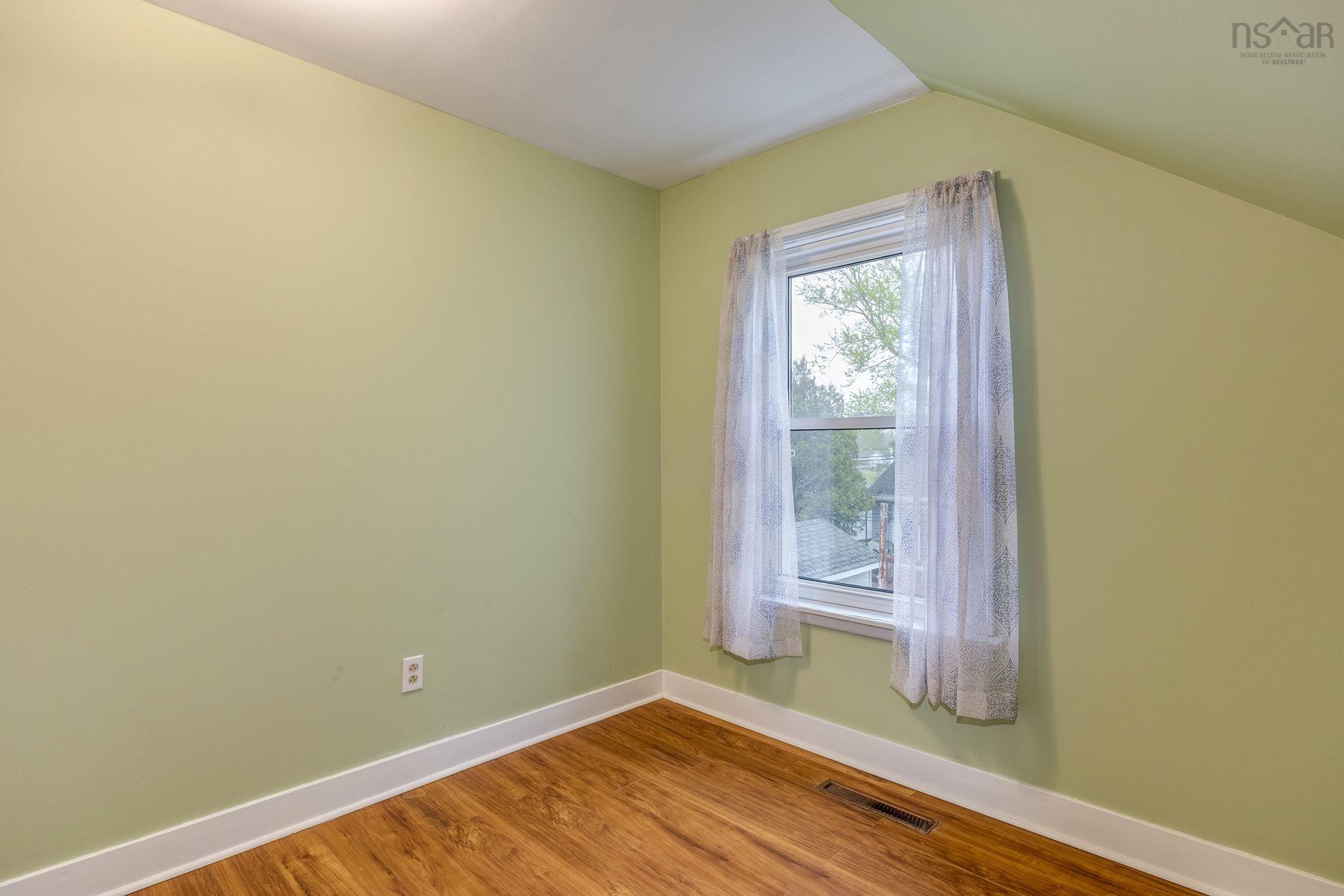 32 Farquharson Street, Dartmouth, NS (MLS 202612630)