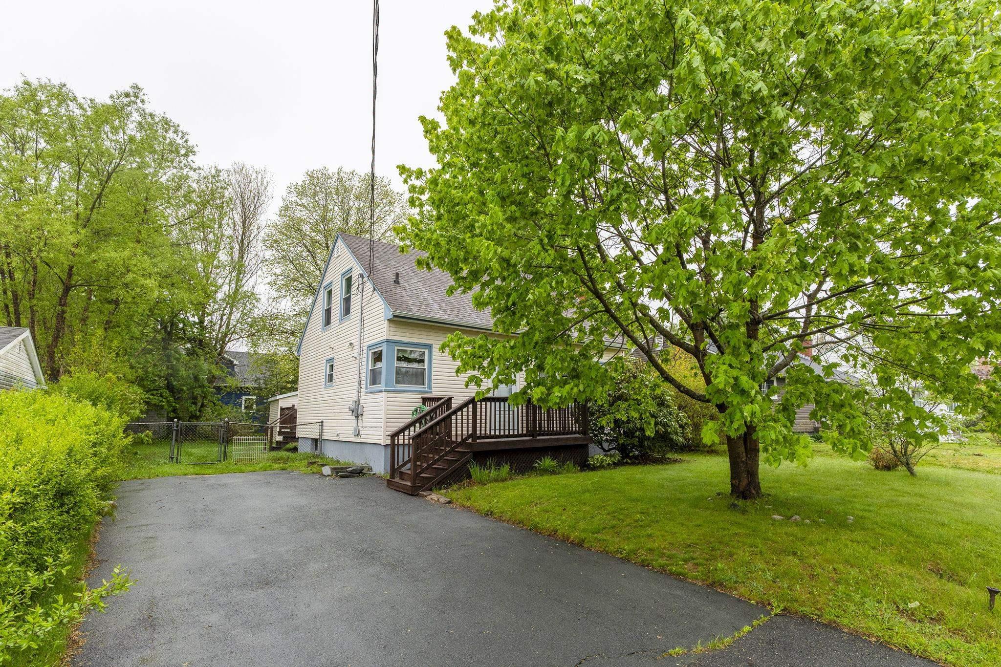 32 Farquharson Street, Dartmouth, NS (MLS 202612630)