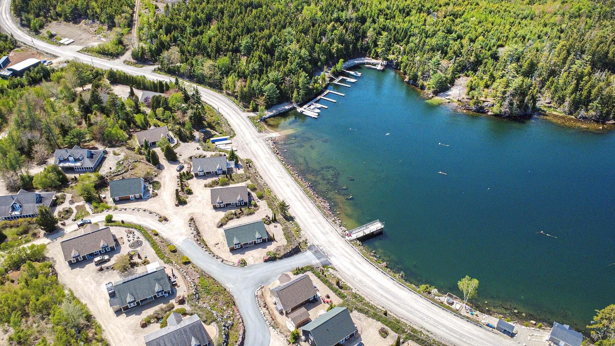 $599,900.00: 5 6 Safe Harbour Close, Deep Cove