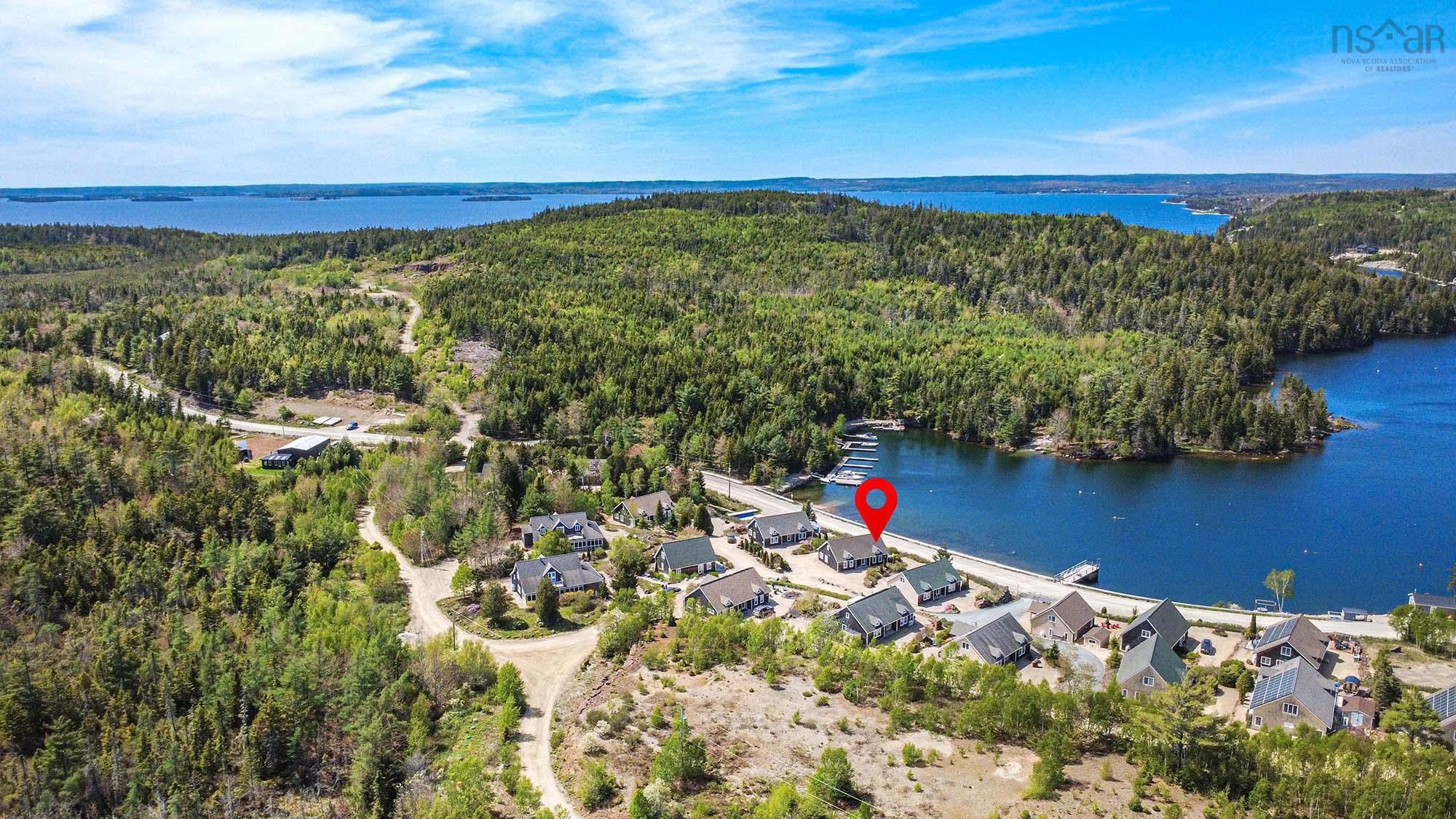 $599,900.00: 5 6 Safe Harbour Close, Deep Cove