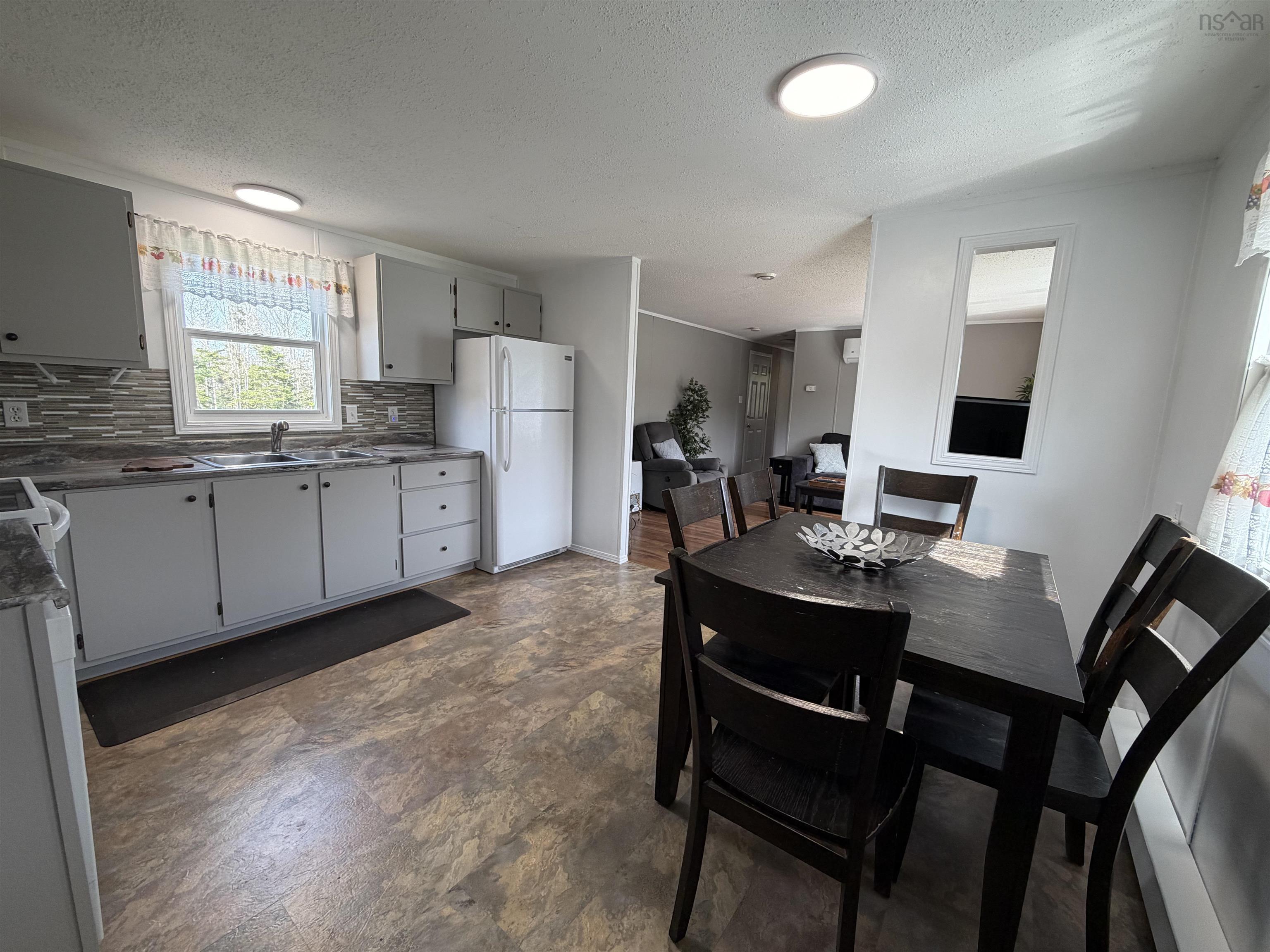 $249,900.00: 198 Highway 224, Sheet Harbour