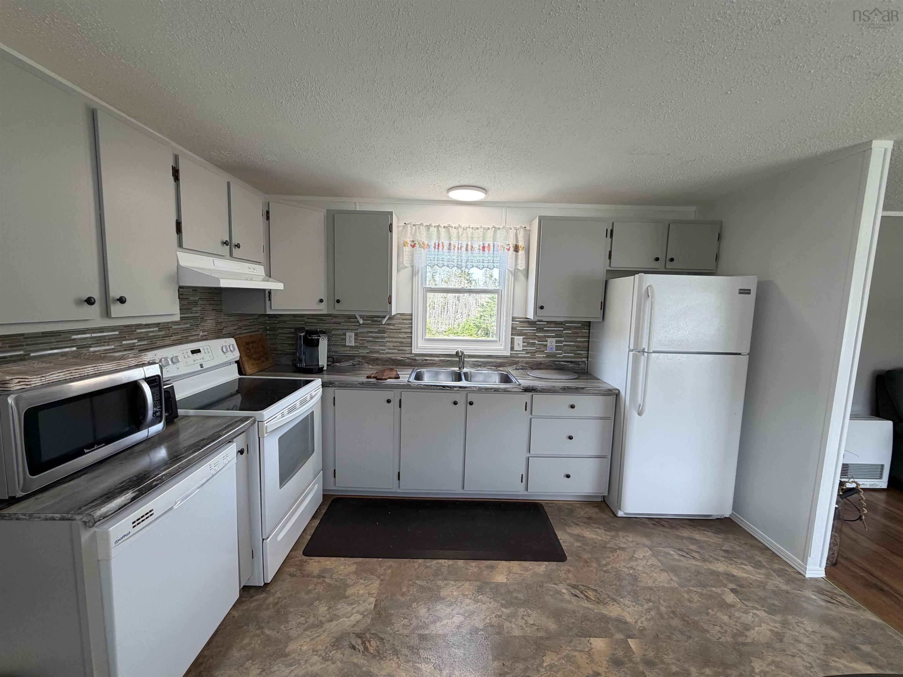 $249,900.00: 198 Highway 224, Sheet Harbour