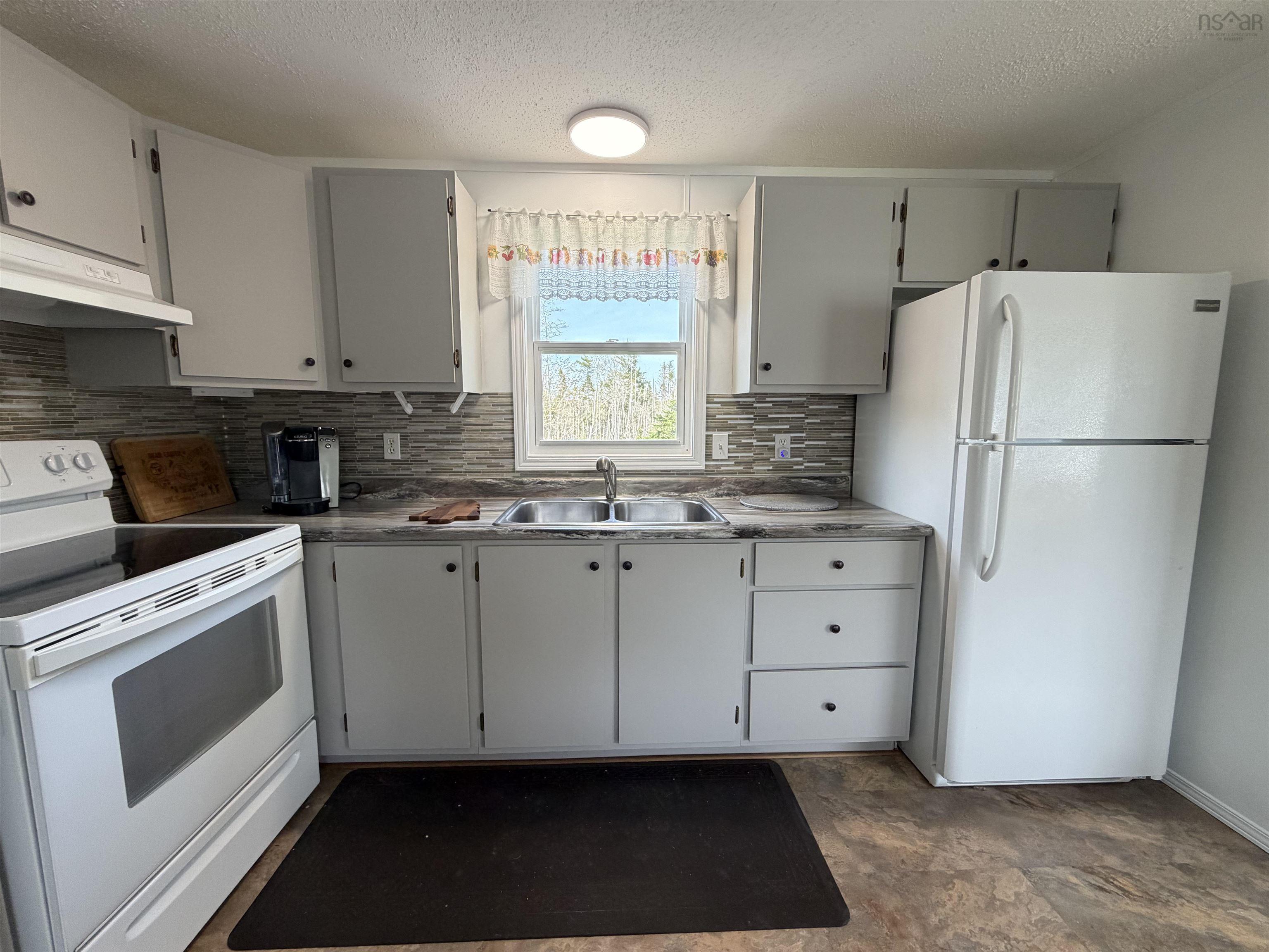 $249,900.00: 198 Highway 224, Sheet Harbour