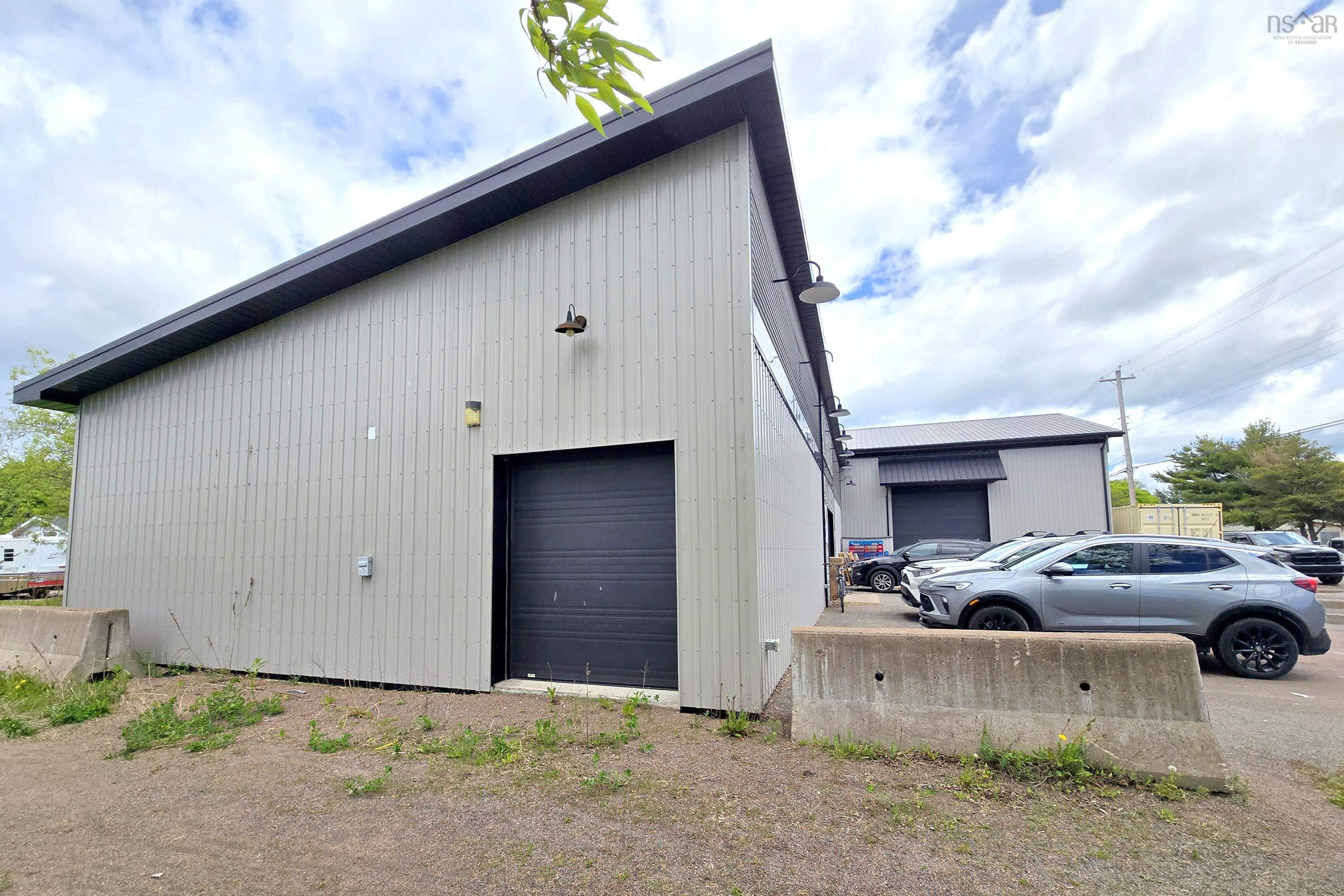 $599,900.00: 3 Clinton Street, Amherst