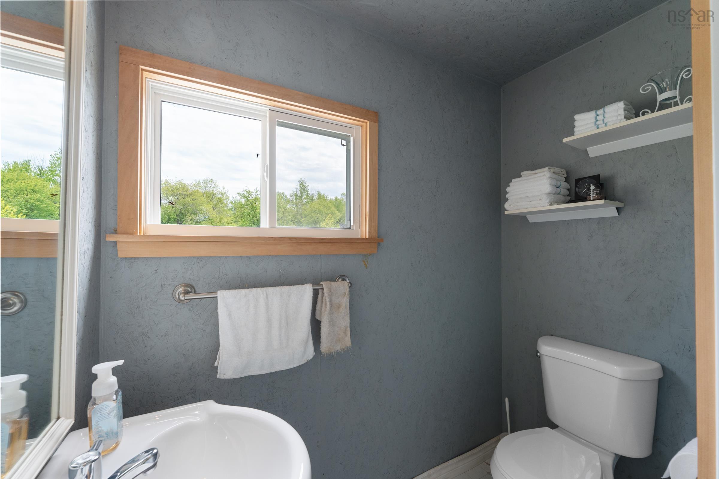 $799,900.00: 1789 Highway 201, Round Hill