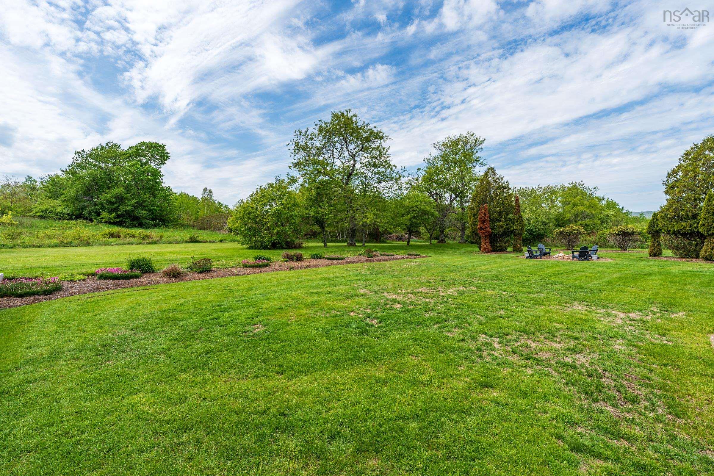 $799,900.00: 1789 Highway 201, Round Hill