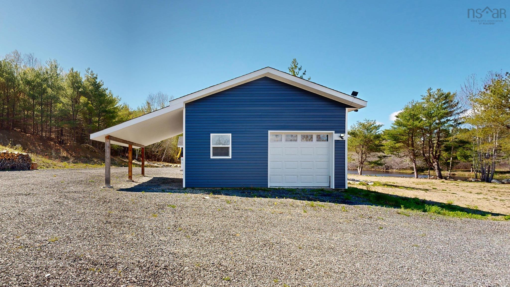 $129,900.00: 9374 Highway 8, Caledonia
