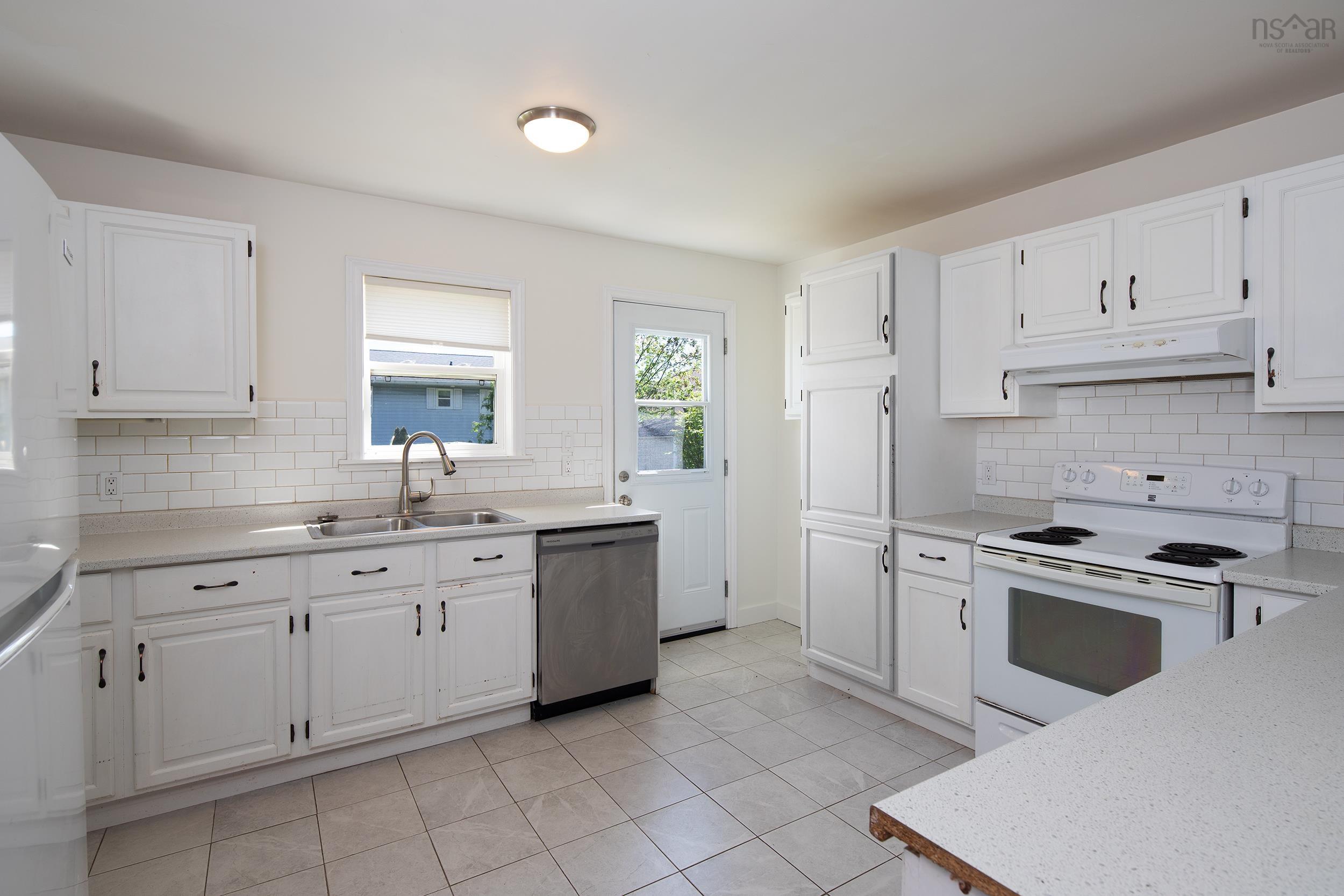 10 Old Birch Road, Dartmouth, NS (MLS 202612657)