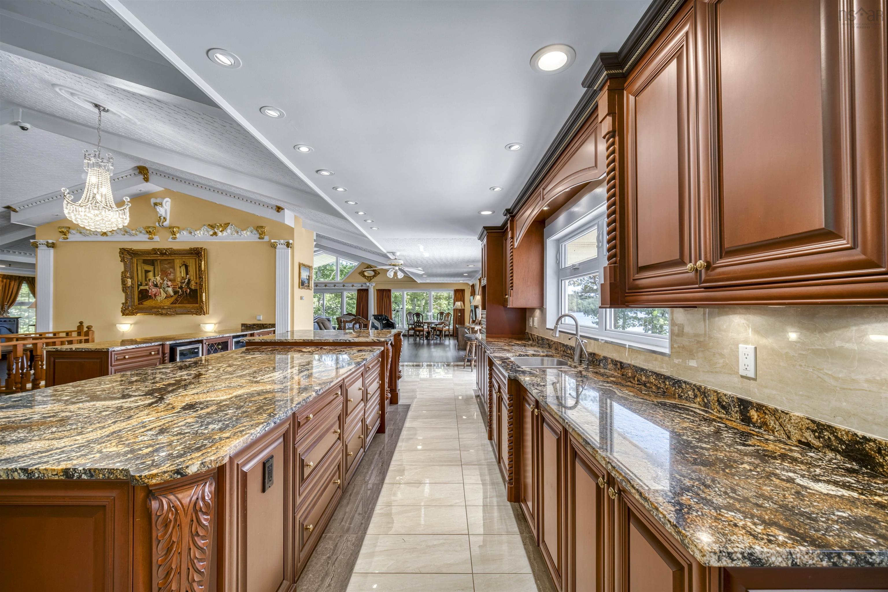 $2,888,888.00: 1007 Waverley Road, Waverley