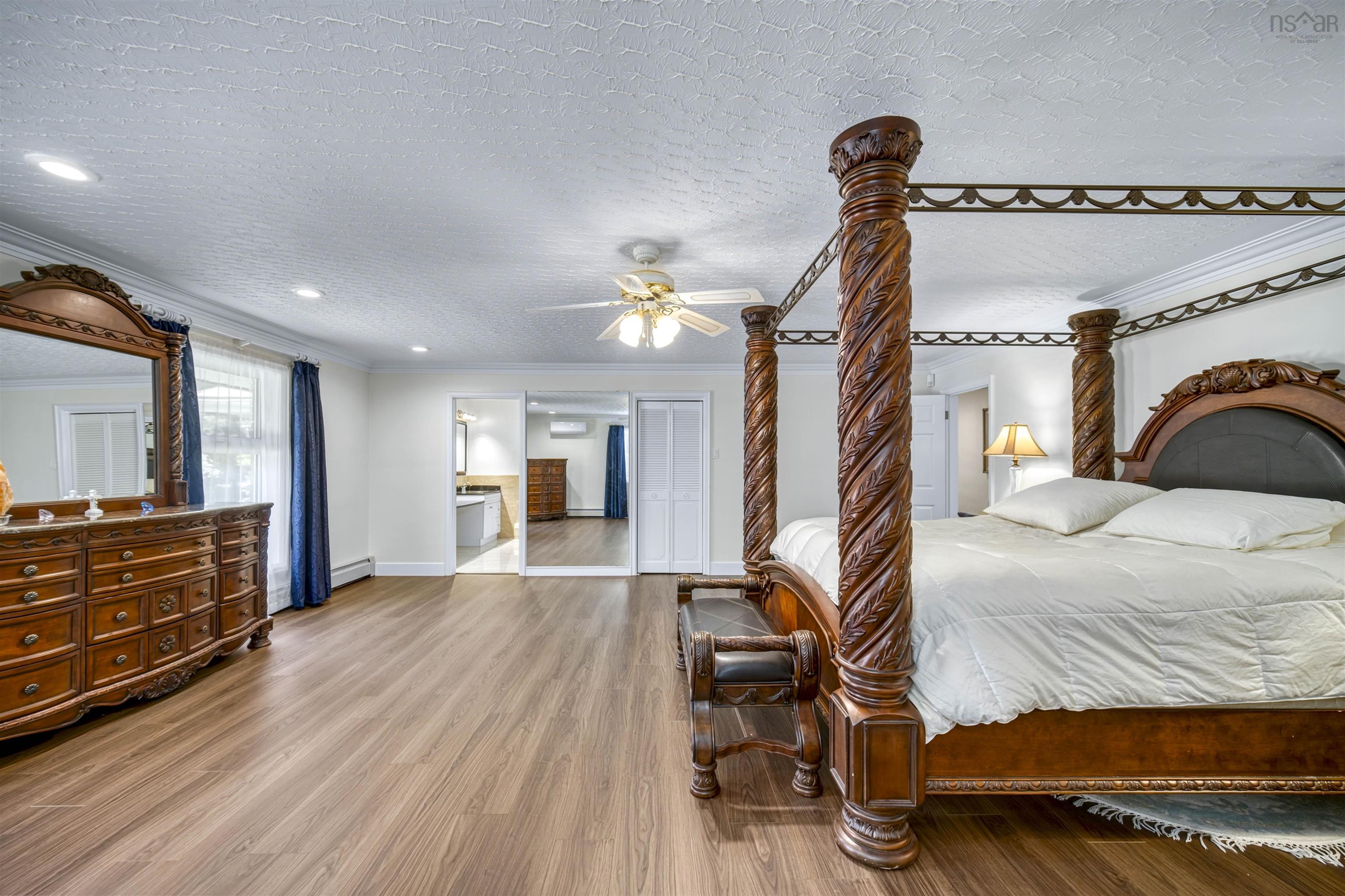 $2,888,888.00: 1007 Waverley Road, Waverley