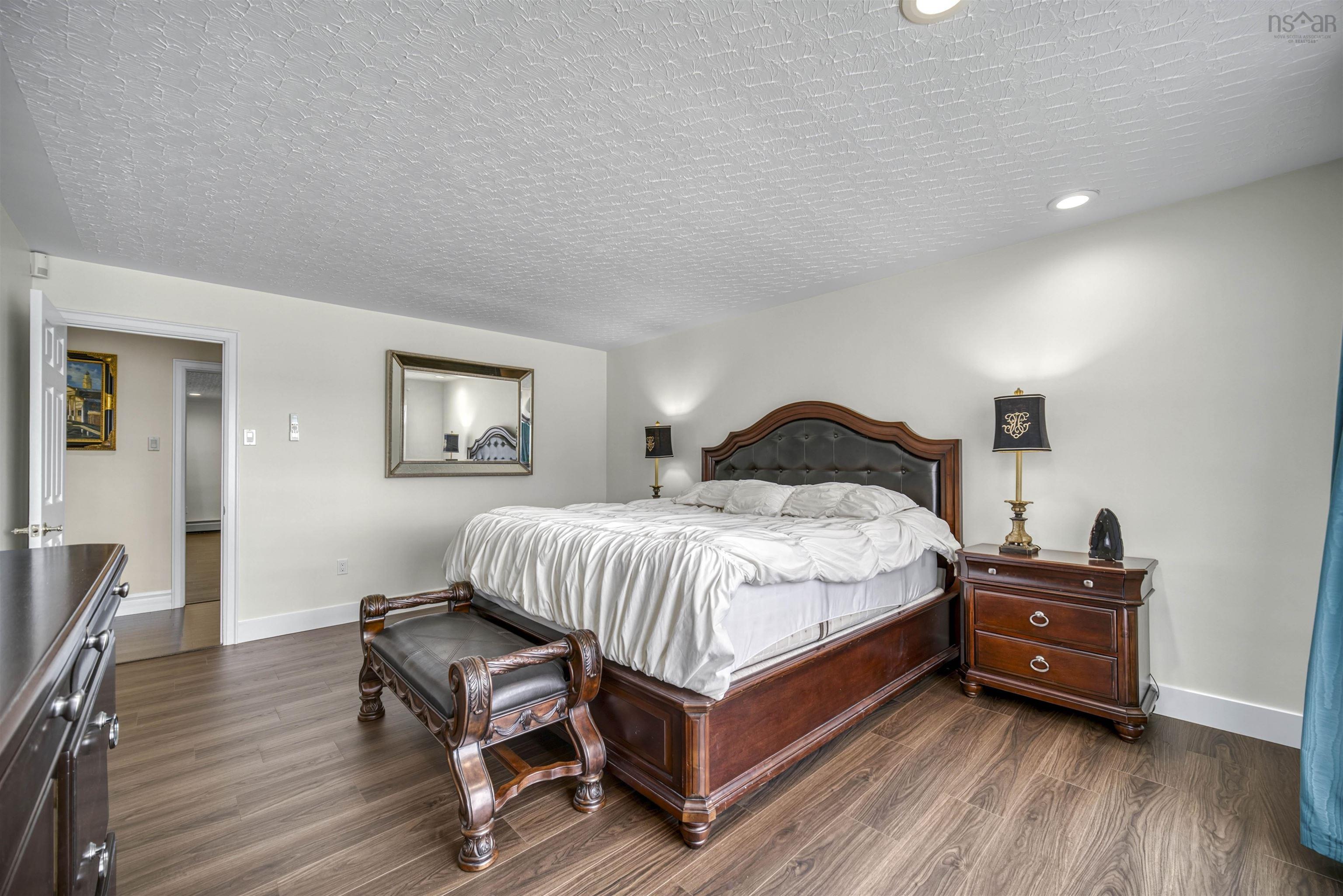 $2,888,888.00: 1007 Waverley Road, Waverley