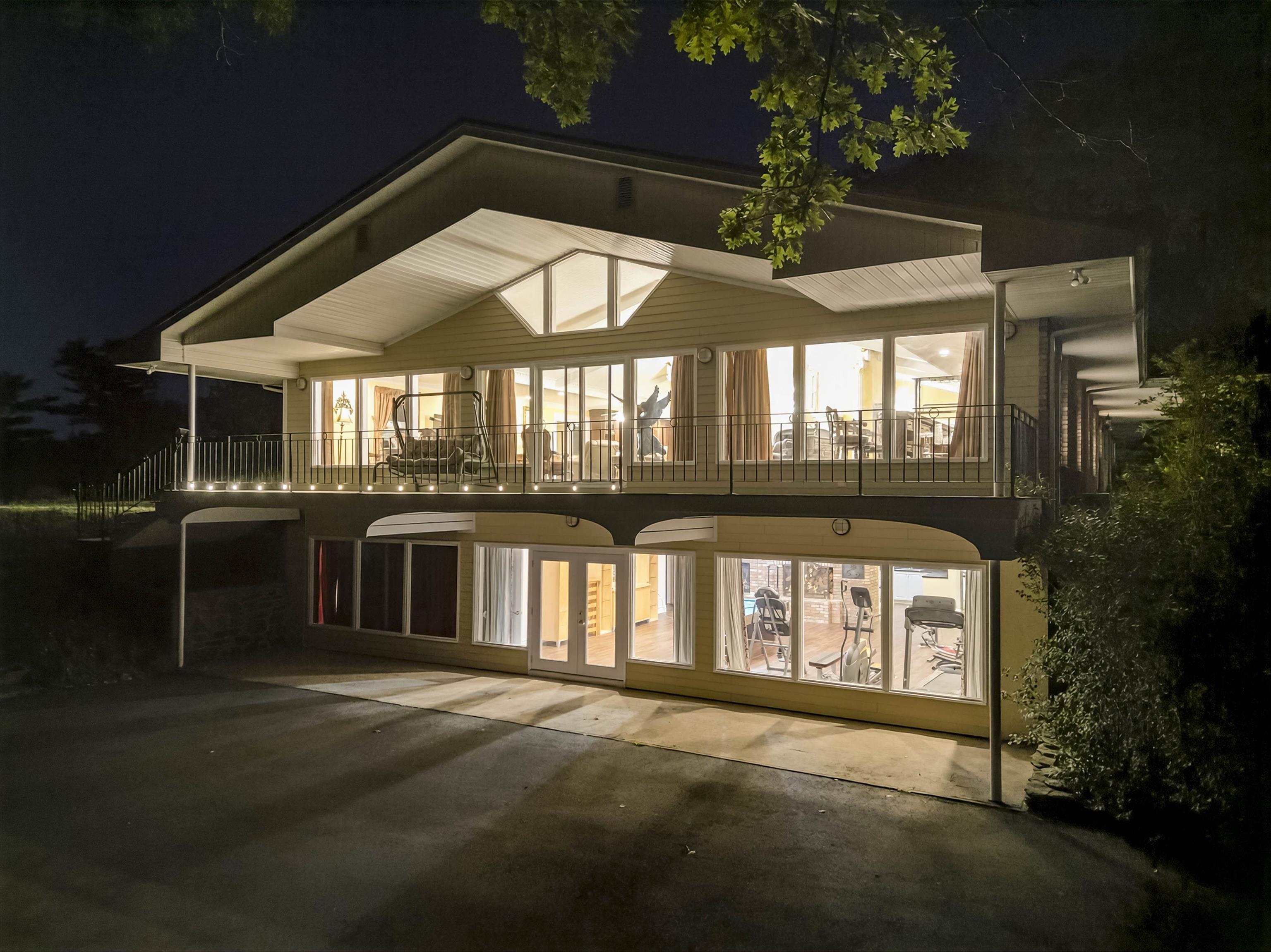 $2,888,888.00: 1007 Waverley Road, Waverley