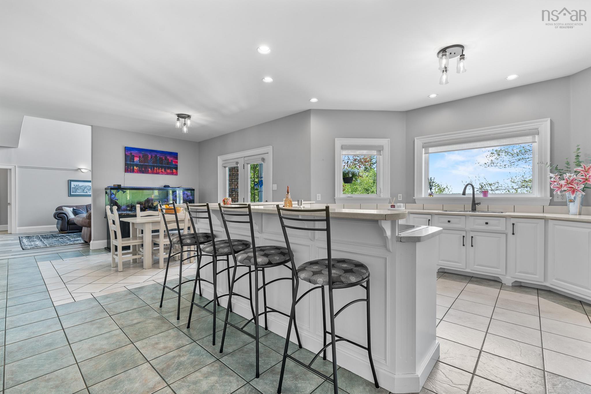 $1,500,000.00: 24 Glenmorren Court, Fall River