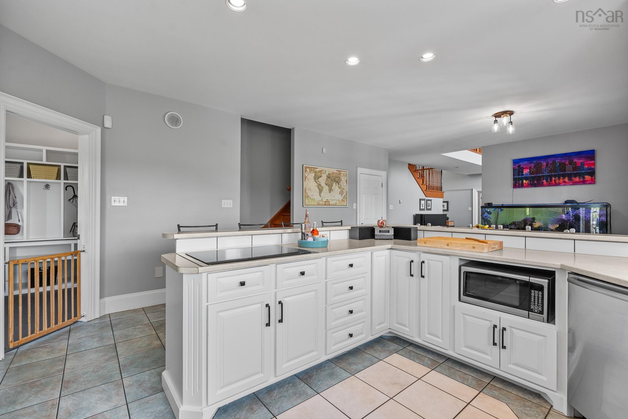 $1,500,000.00: 24 Glenmorren Court, Fall River