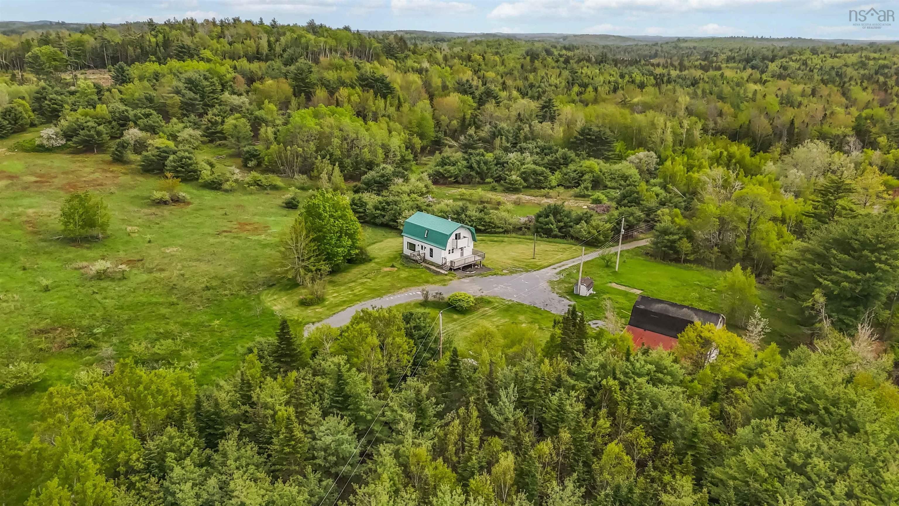 $293,900.00: 1055 Northfield Road, Northfield
