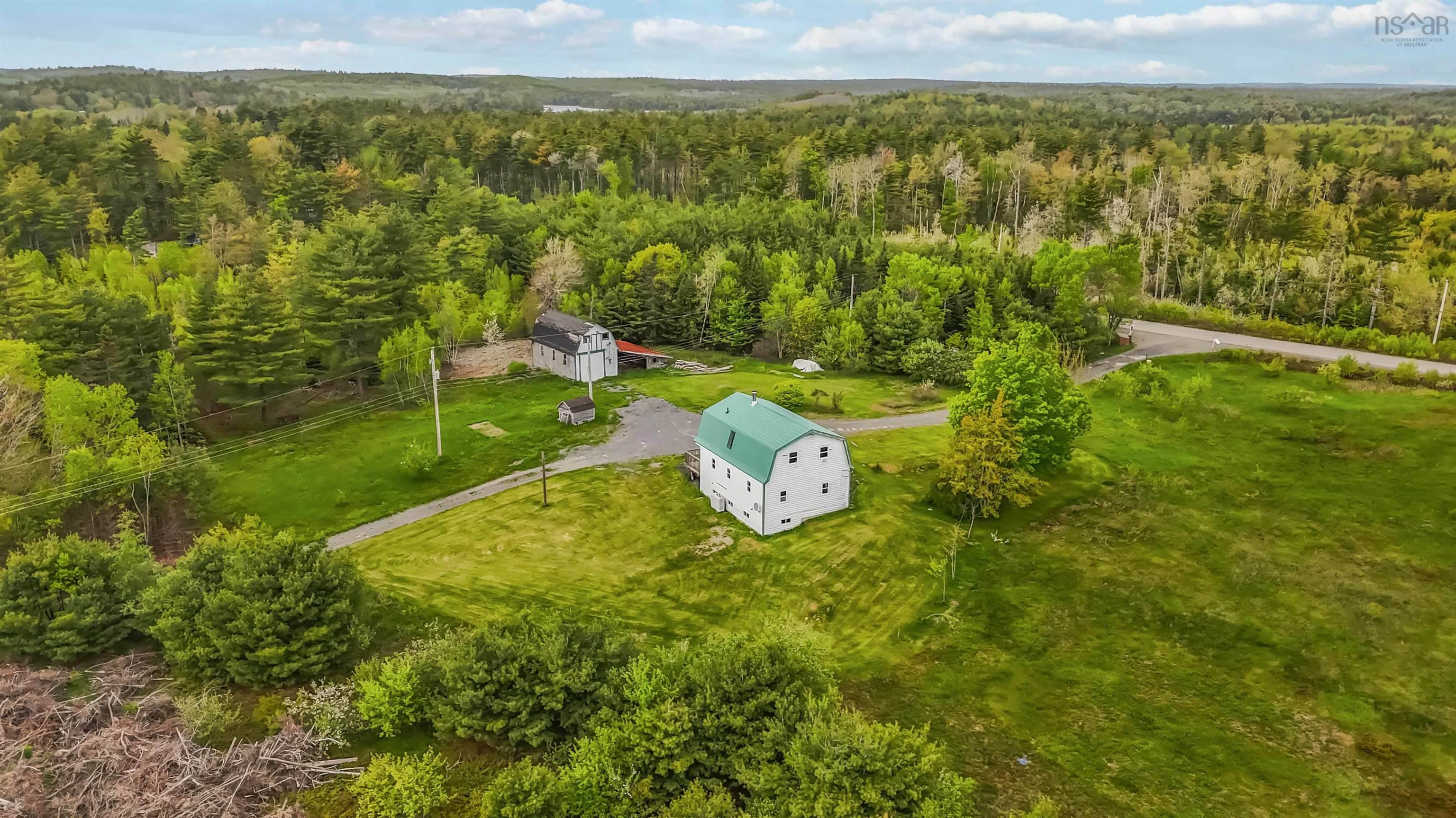 $293,900.00: 1055 Northfield Road, Northfield
